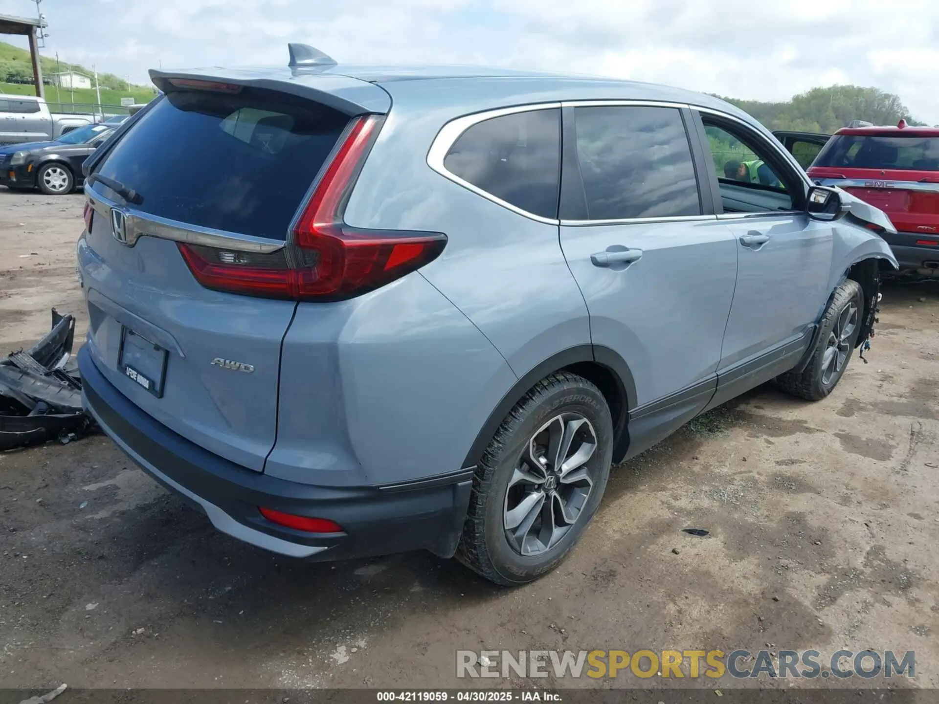 4 Photograph of a damaged car 5J6RW2H84MA015722 HONDA CR-V 2021