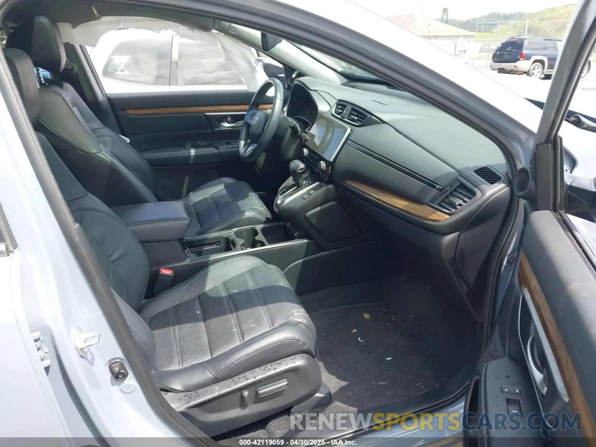5 Photograph of a damaged car 5J6RW2H84MA015722 HONDA CR-V 2021