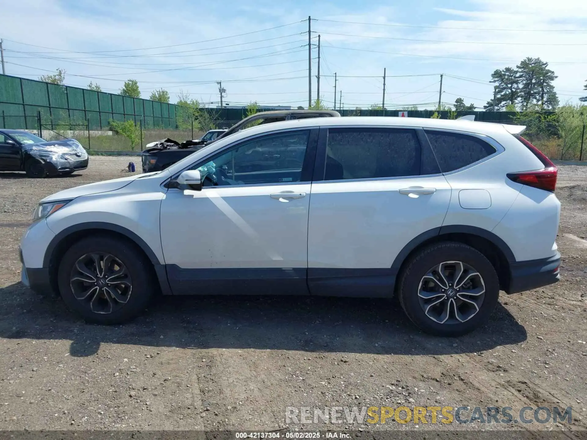 14 Photograph of a damaged car 5J6RW2H87MA001958 HONDA CR-V 2021