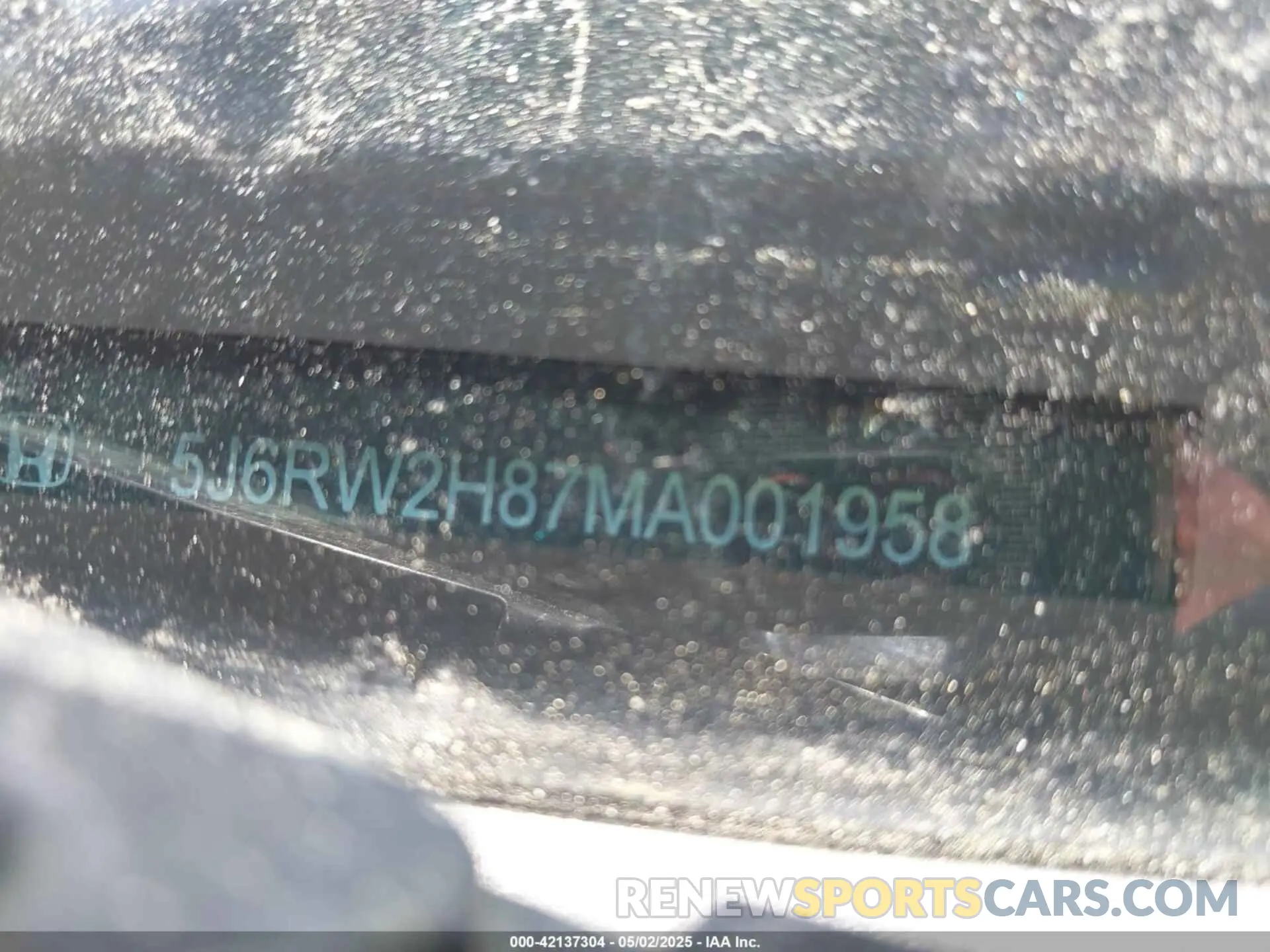 17 Photograph of a damaged car 5J6RW2H87MA001958 HONDA CR-V 2021