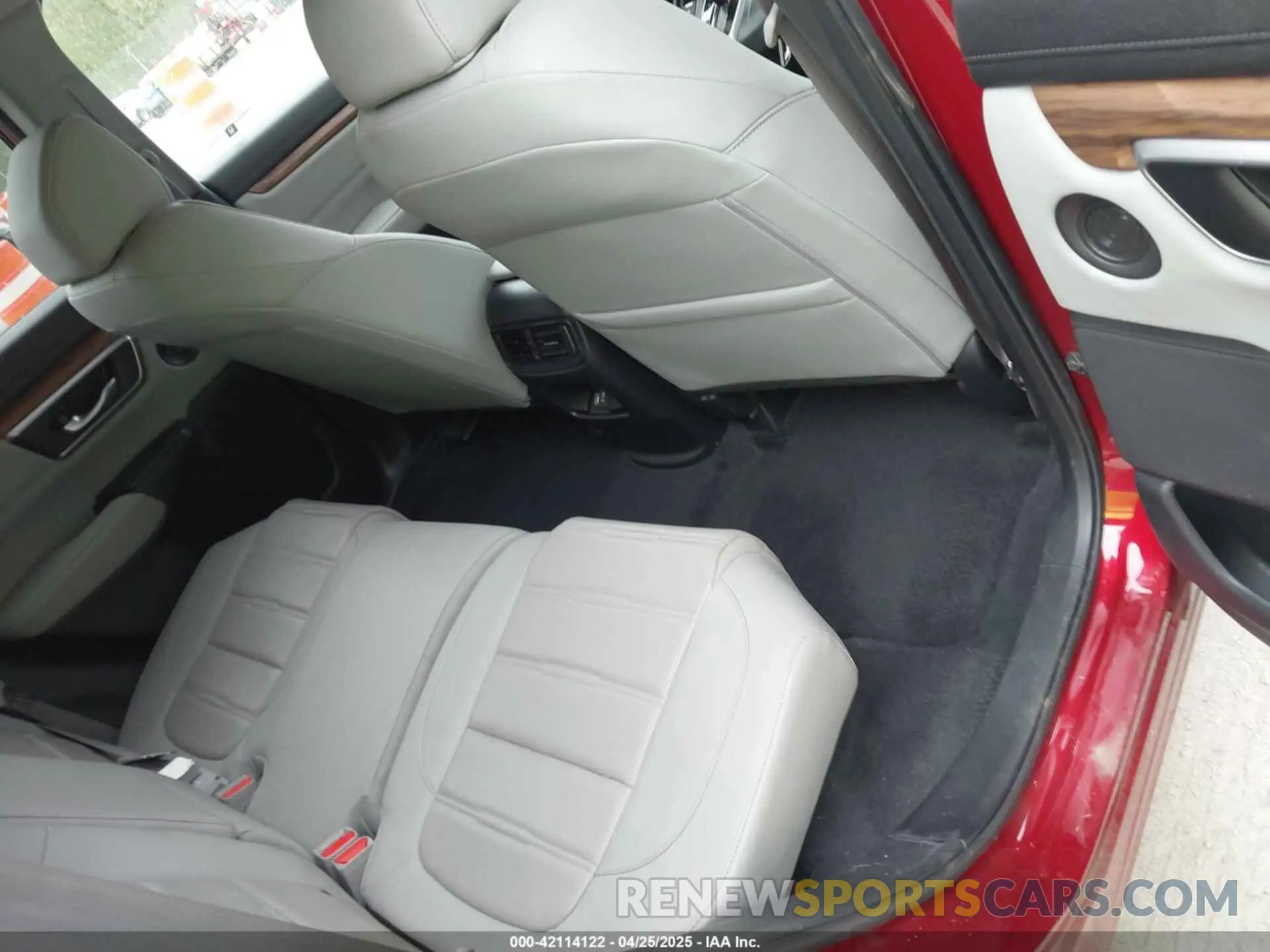 8 Photograph of a damaged car 5J6RW2H8XML022453 HONDA CR-V 2021