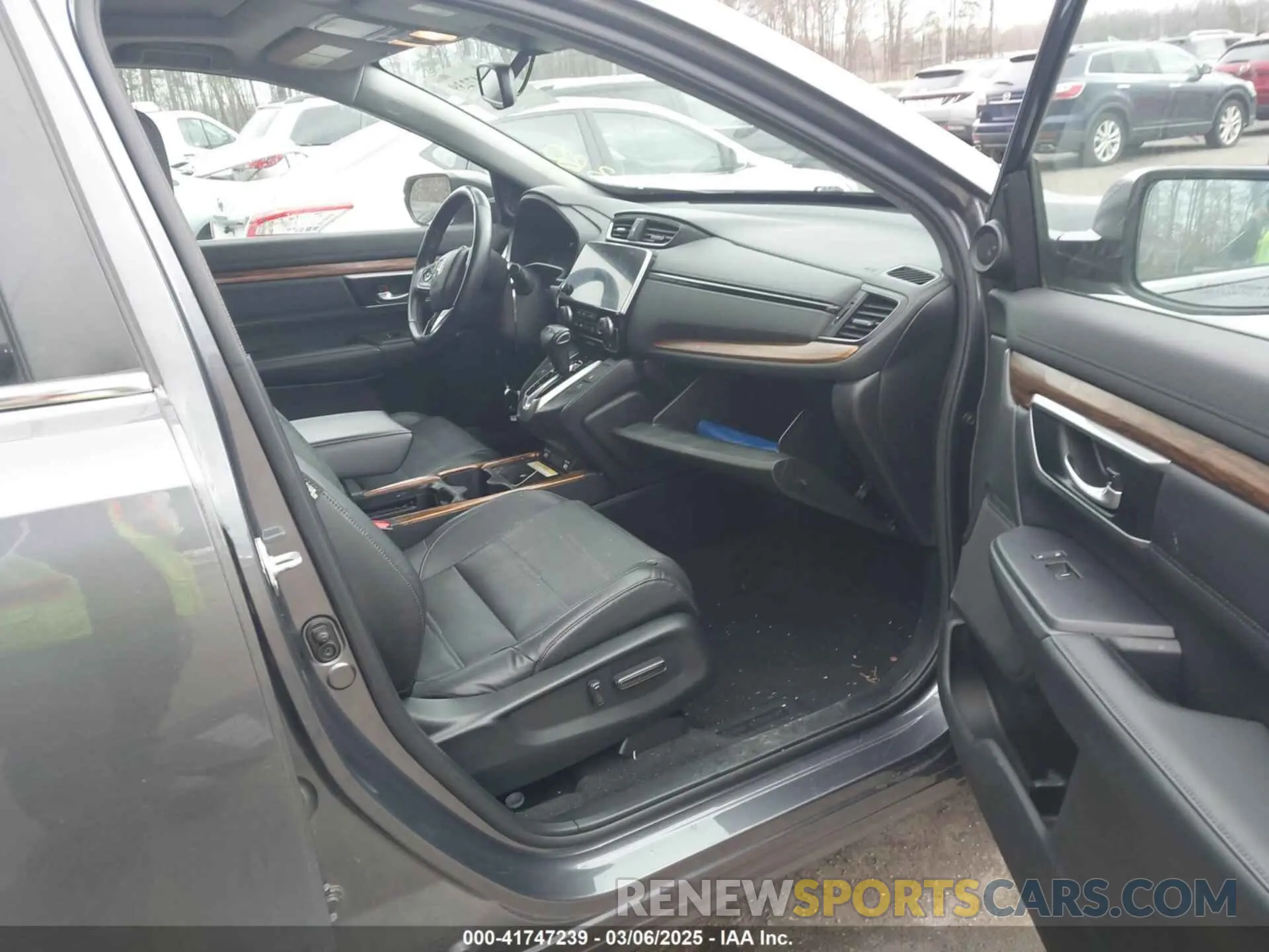 5 Photograph of a damaged car 5J6RW2H91ML019241 HONDA CR-V 2021