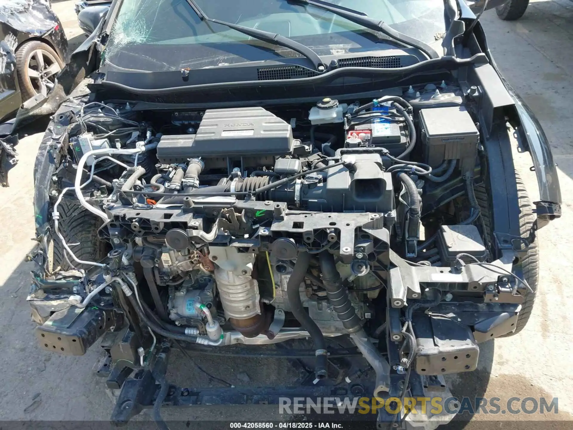 10 Photograph of a damaged car 5J6RW2H94ML013546 HONDA CR-V 2021