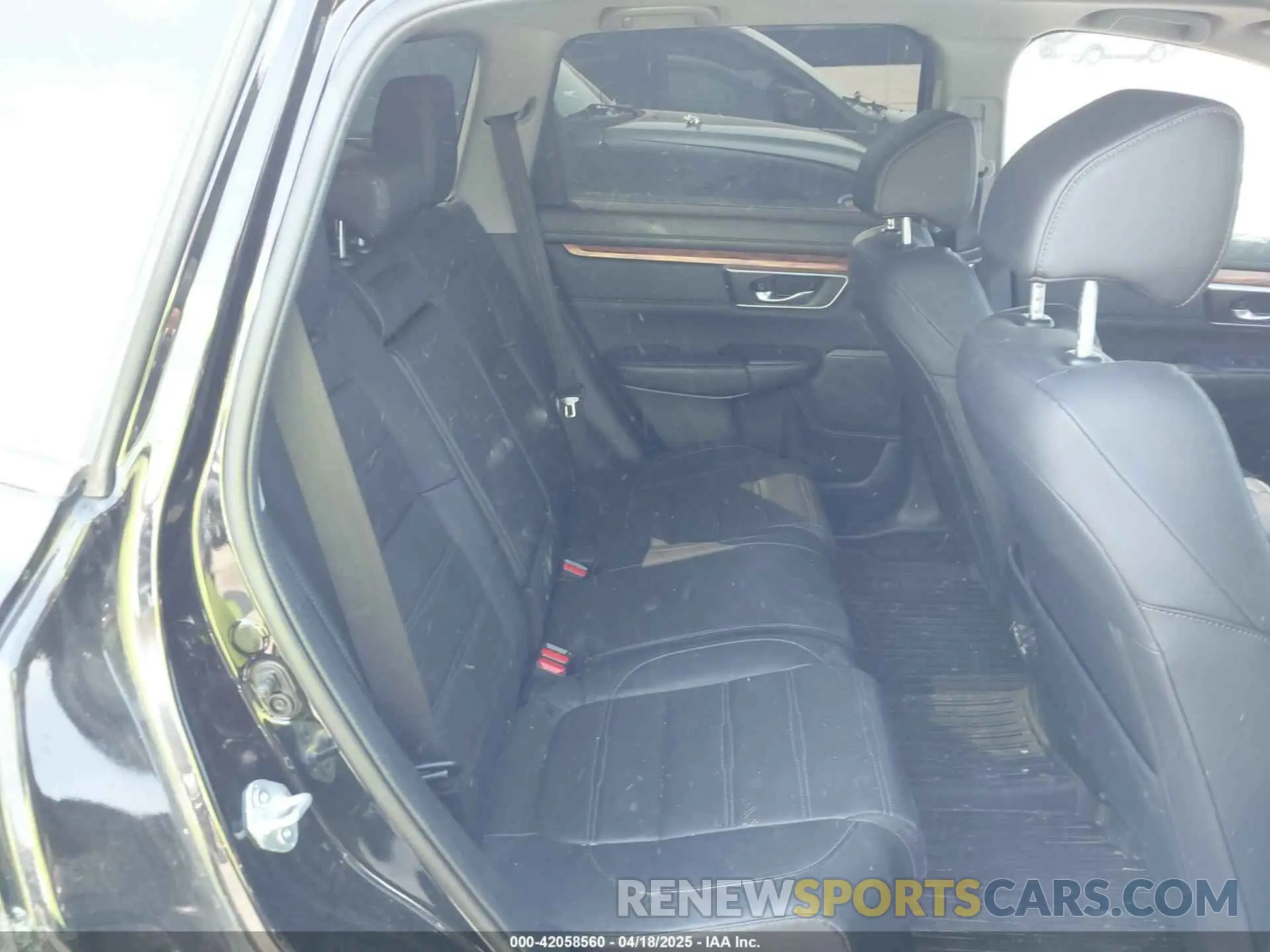 8 Photograph of a damaged car 5J6RW2H94ML013546 HONDA CR-V 2021
