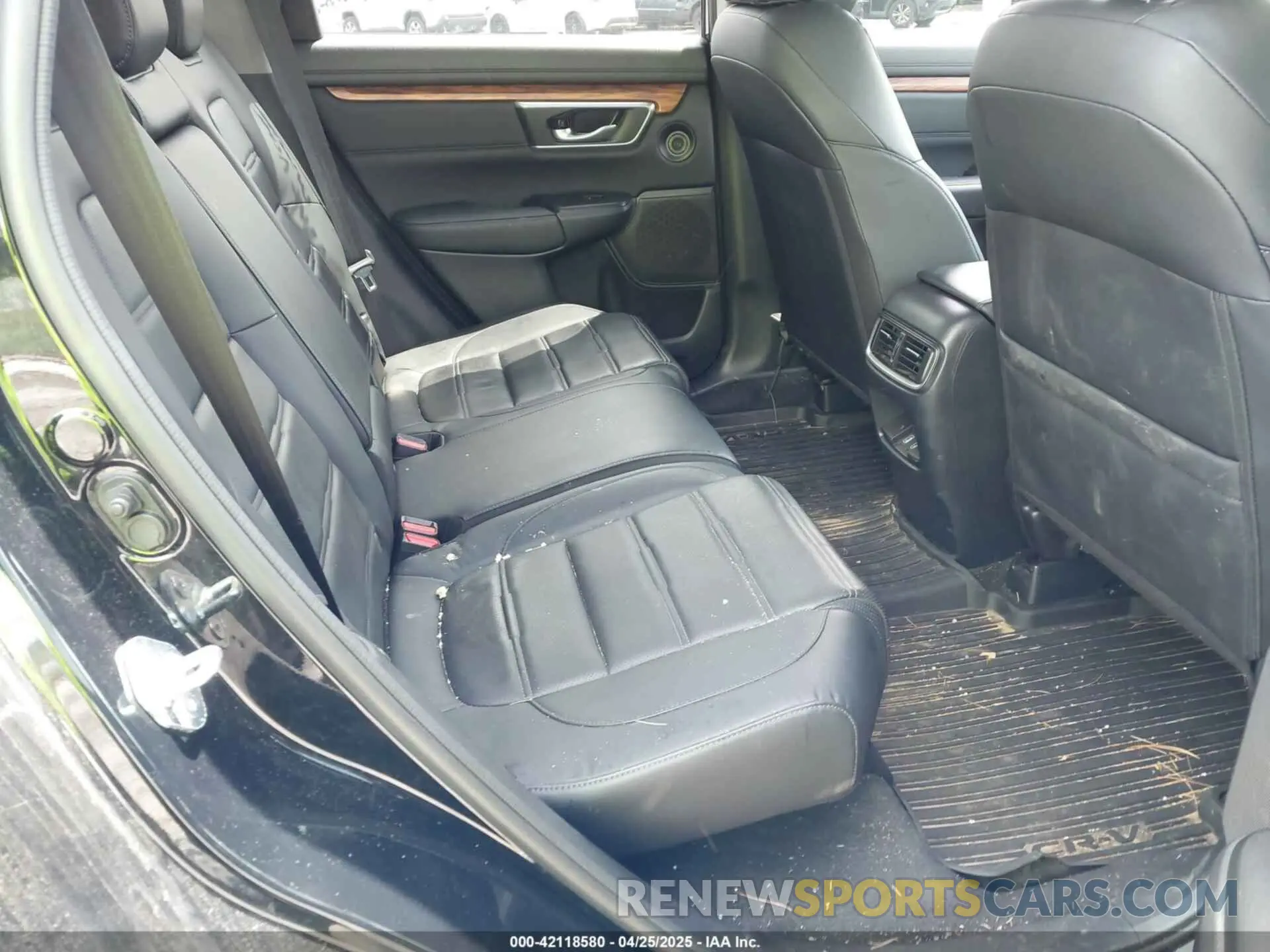 8 Photograph of a damaged car 7FART6H90ME017963 HONDA CR-V 2021
