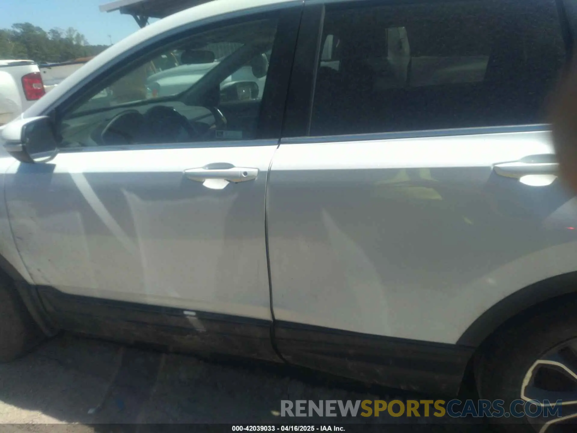 14 Photograph of a damaged car 7FARW1H50ME002385 HONDA CR-V 2021