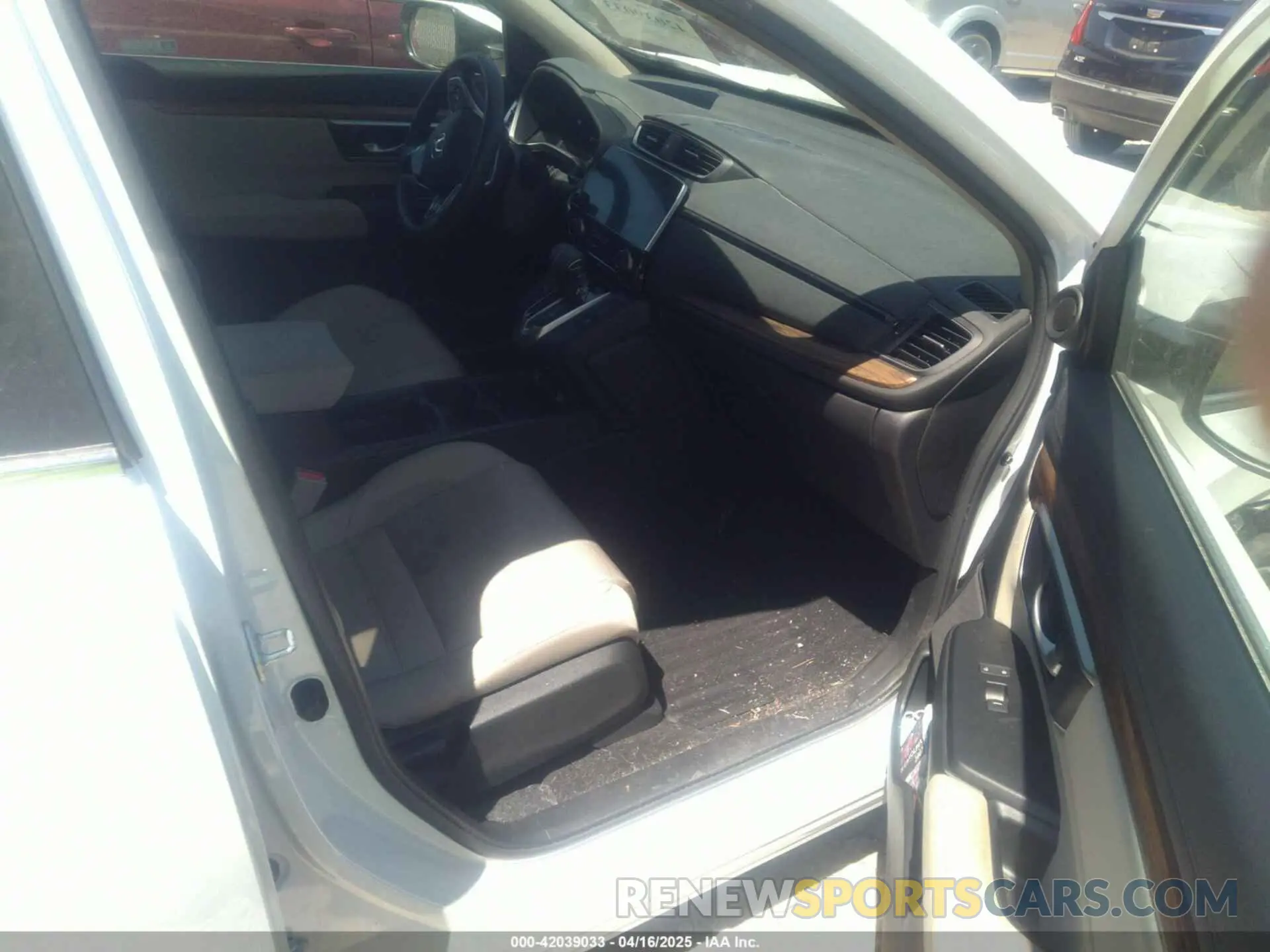 5 Photograph of a damaged car 7FARW1H50ME002385 HONDA CR-V 2021