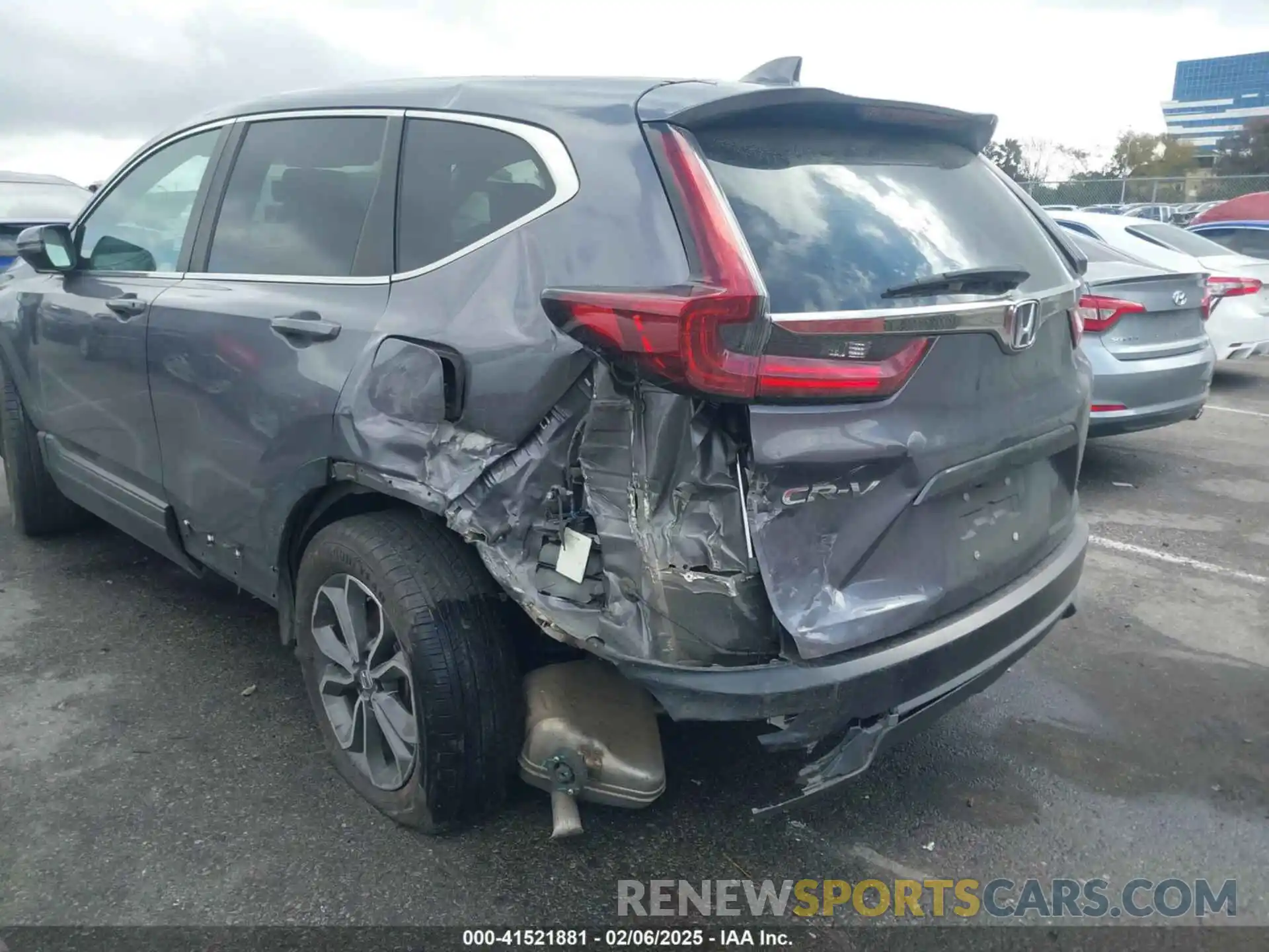 6 Photograph of a damaged car 7FARW1H59ME019430 HONDA CR-V 2021