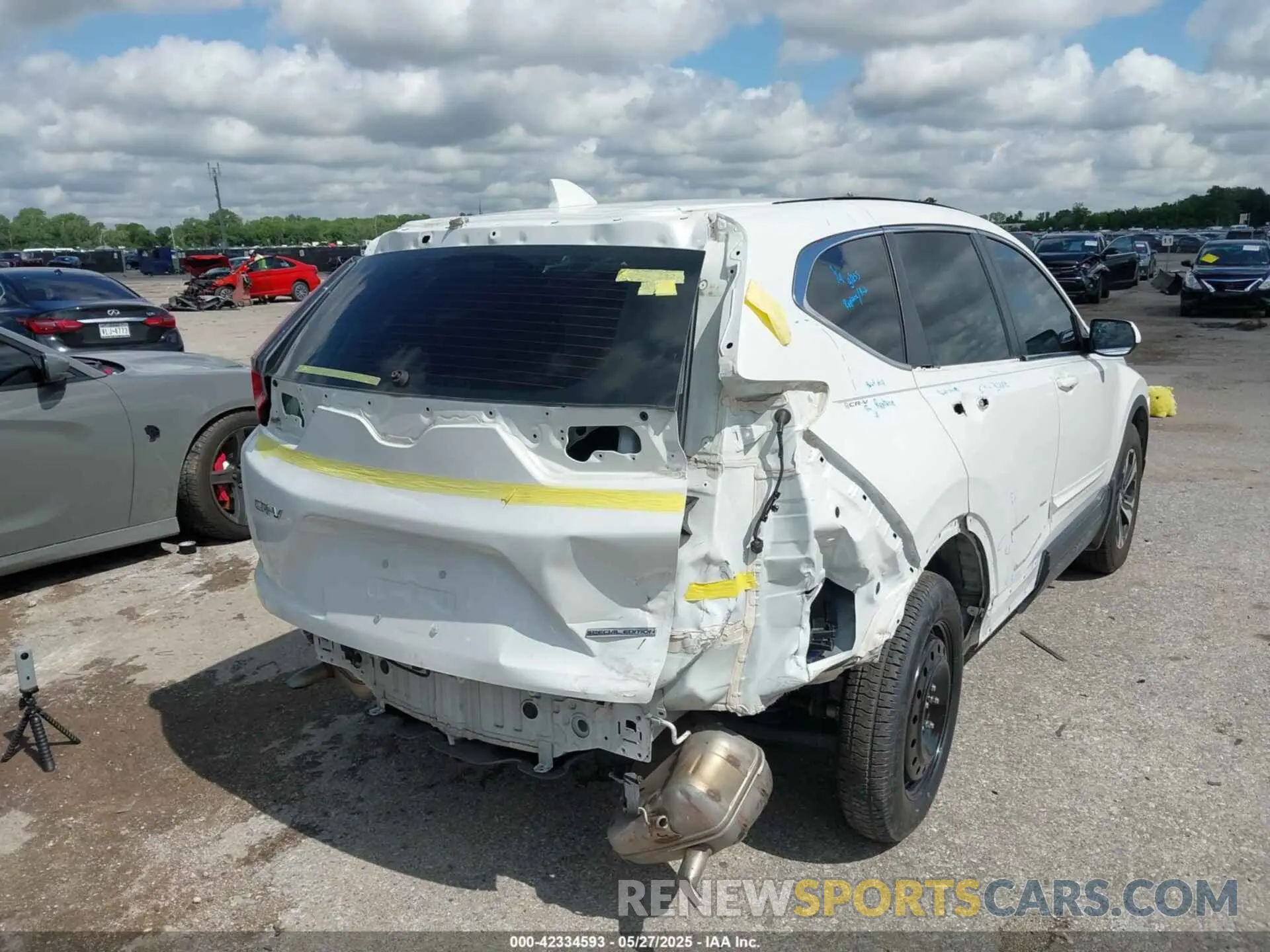 4 Photograph of a damaged car 7FARW1H71ME017513 HONDA CR-V 2021