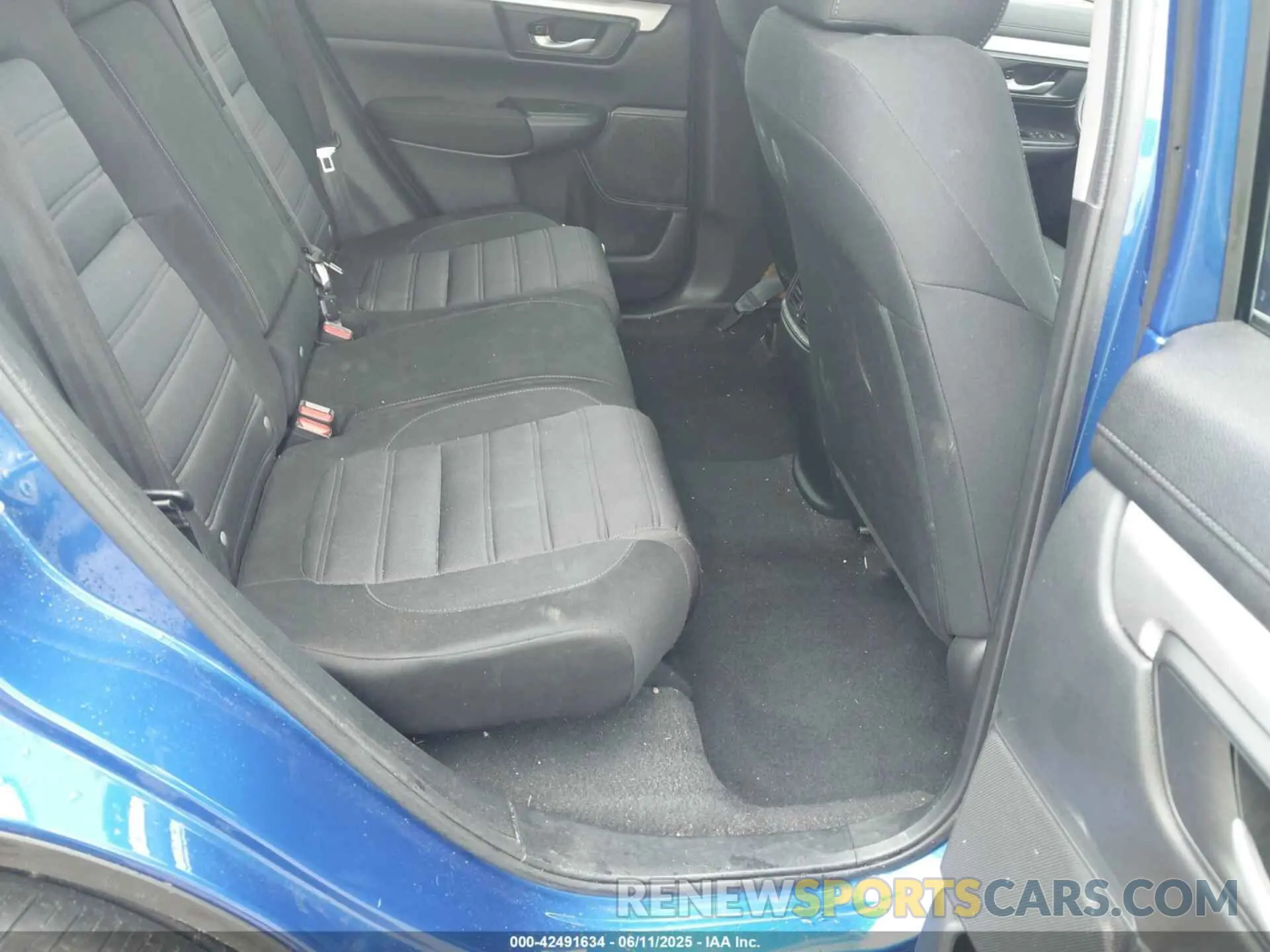 8 Photograph of a damaged car 7FARW1H72ME022381 HONDA CR-V 2021