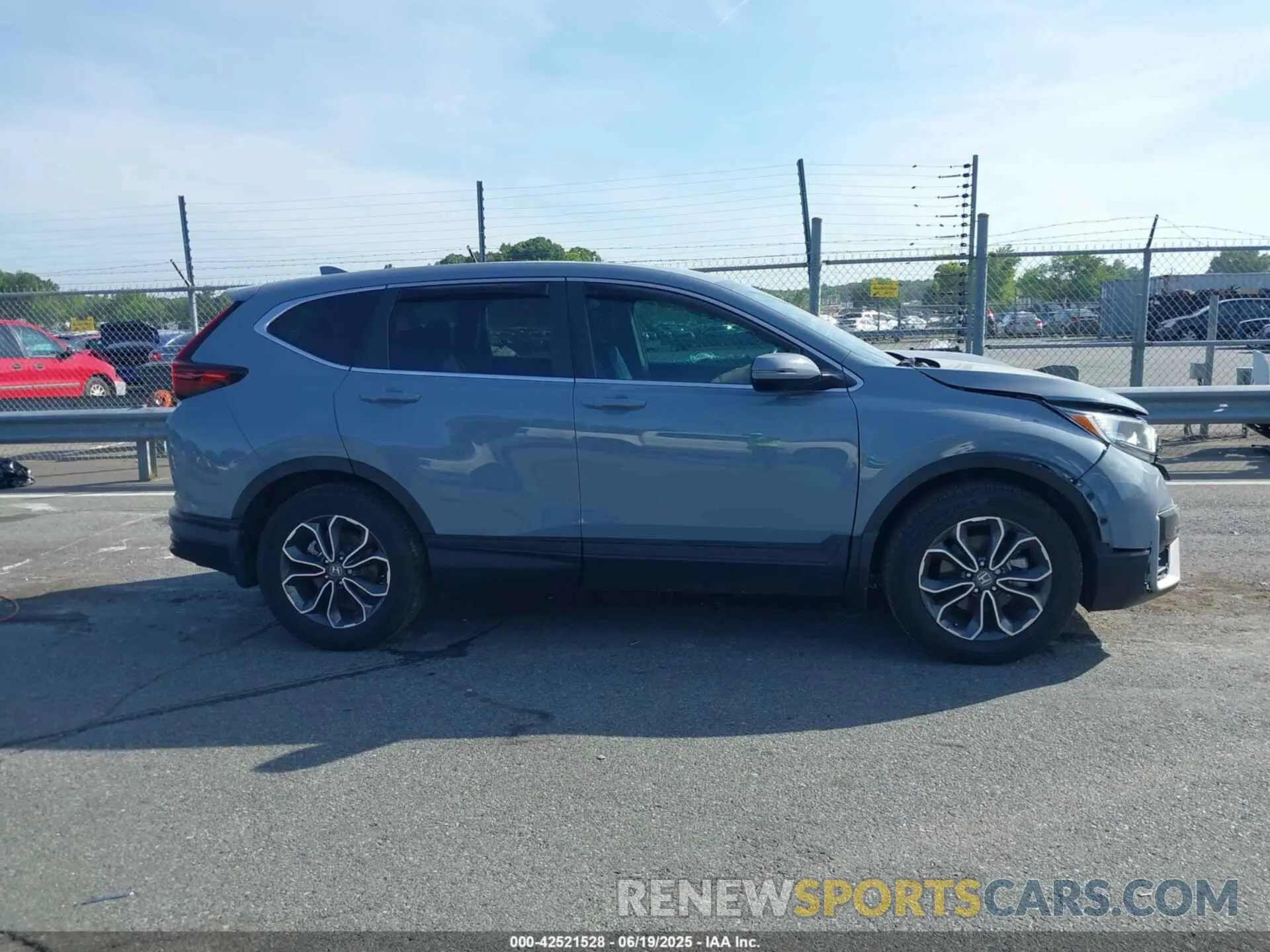 13 Photograph of a damaged car 7FARW1H81ME023952 HONDA CR-V 2021