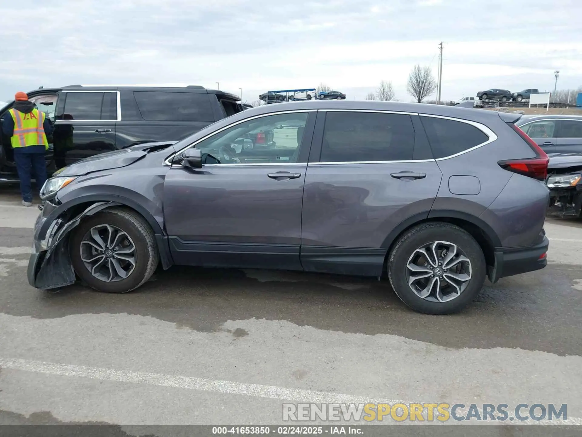 14 Photograph of a damaged car 7FARW2H56ME017687 HONDA CR-V 2021