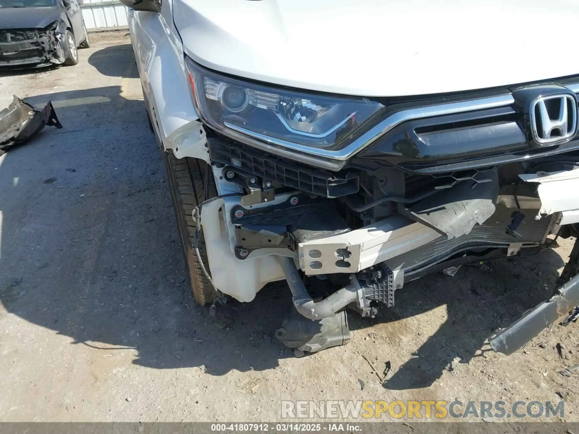 6 Photograph of a damaged car 7FARW2H57ME016192 HONDA CR-V 2021