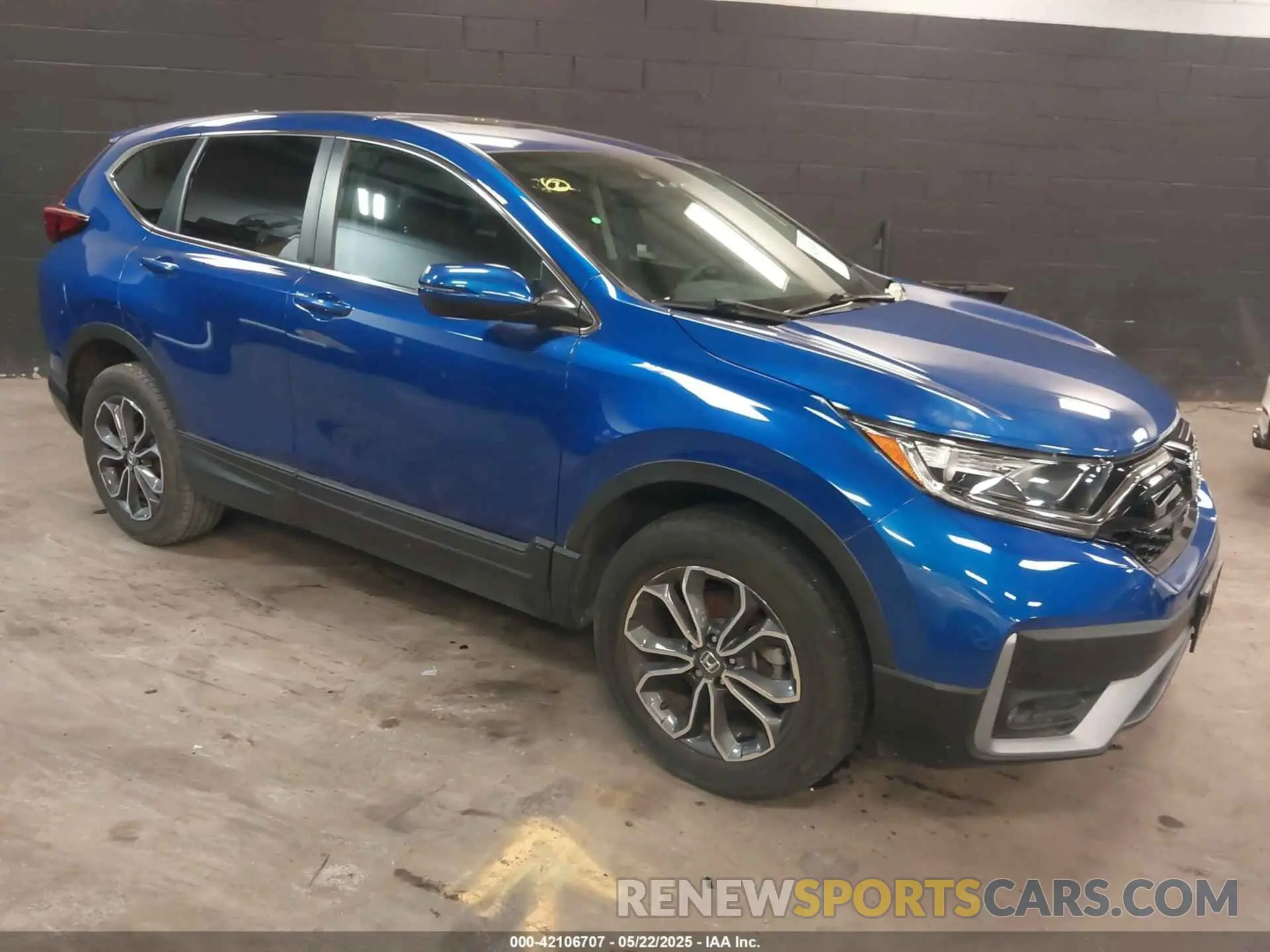 1 Photograph of a damaged car 7FARW2H58ME020879 HONDA CR-V 2021