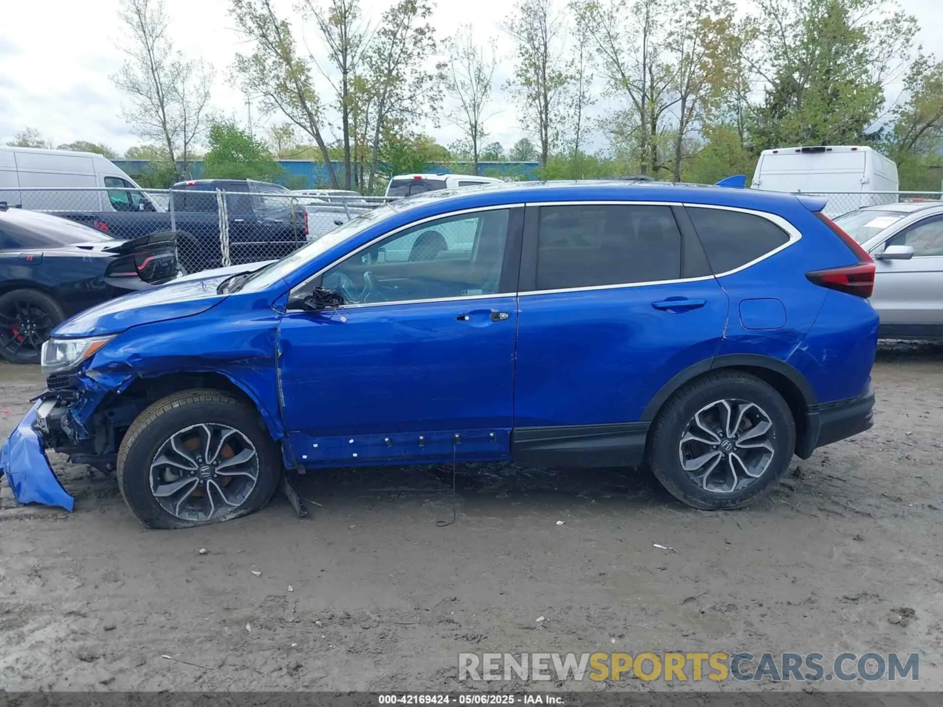 14 Photograph of a damaged car 7FARW2H88ME001596 HONDA CR-V 2021