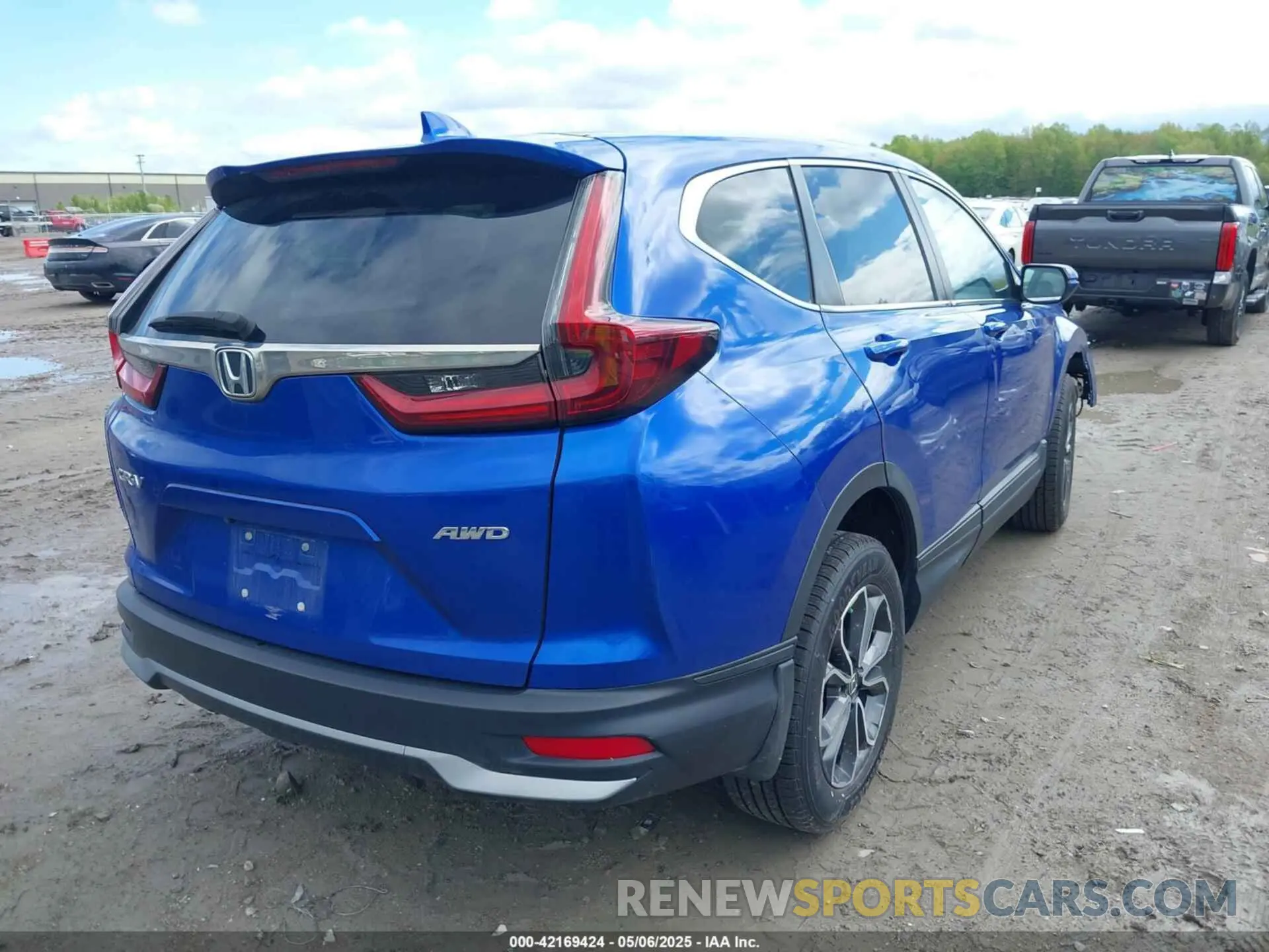 4 Photograph of a damaged car 7FARW2H88ME001596 HONDA CR-V 2021