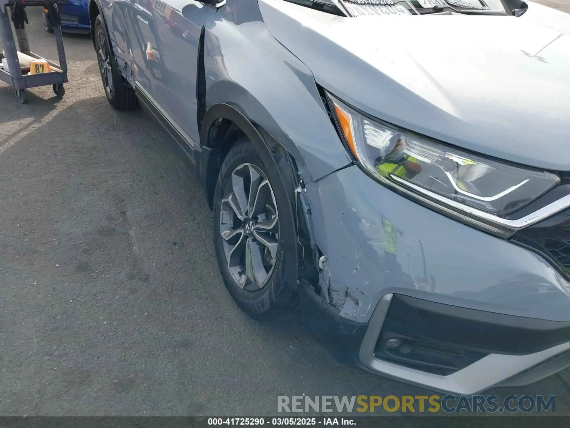 6 Photograph of a damaged car 2HKRW1H56NH404488 HONDA CR-V 2022