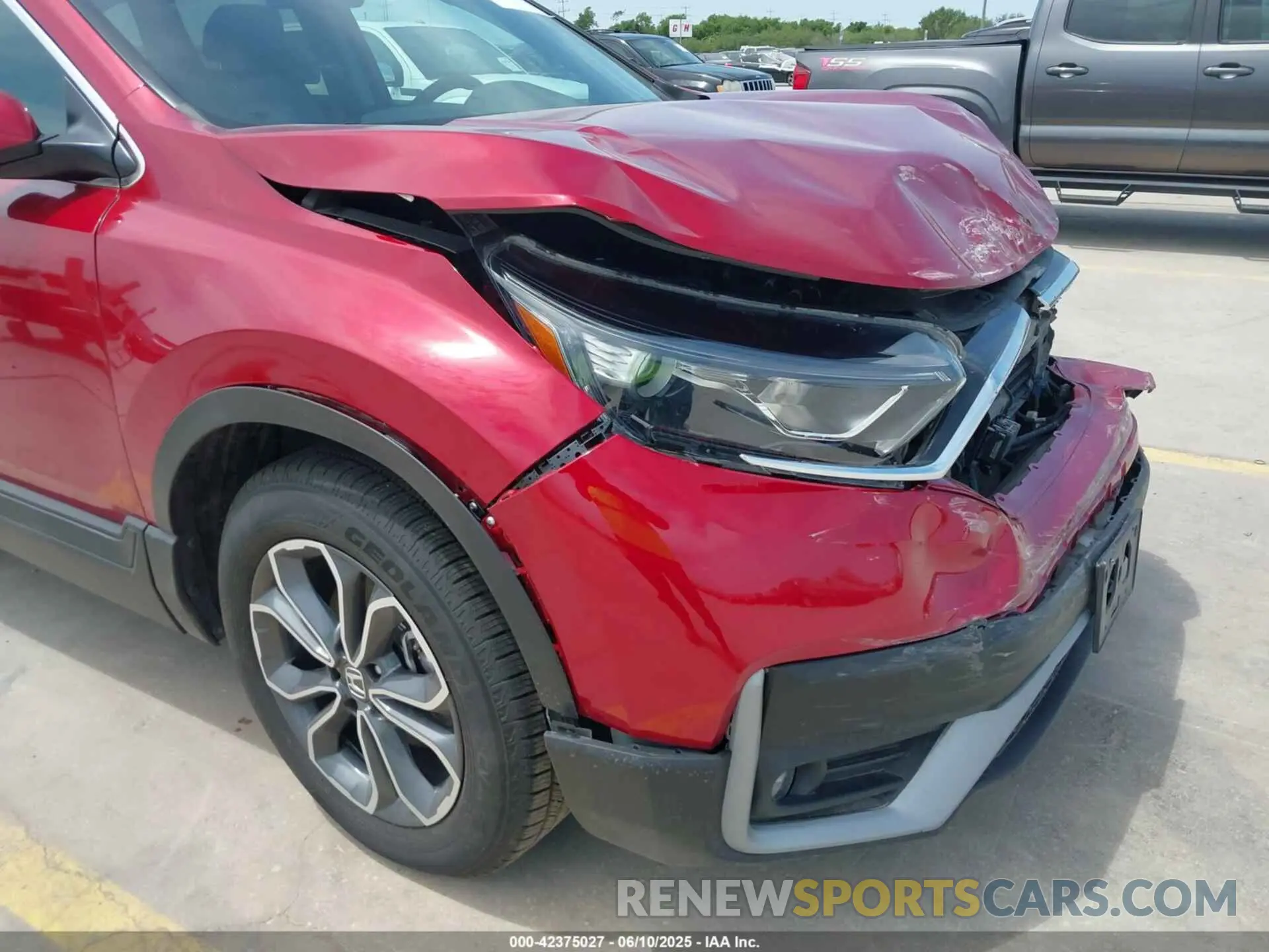 19 Photograph of a damaged car 2HKRW1H58NH400720 HONDA CR-V 2022