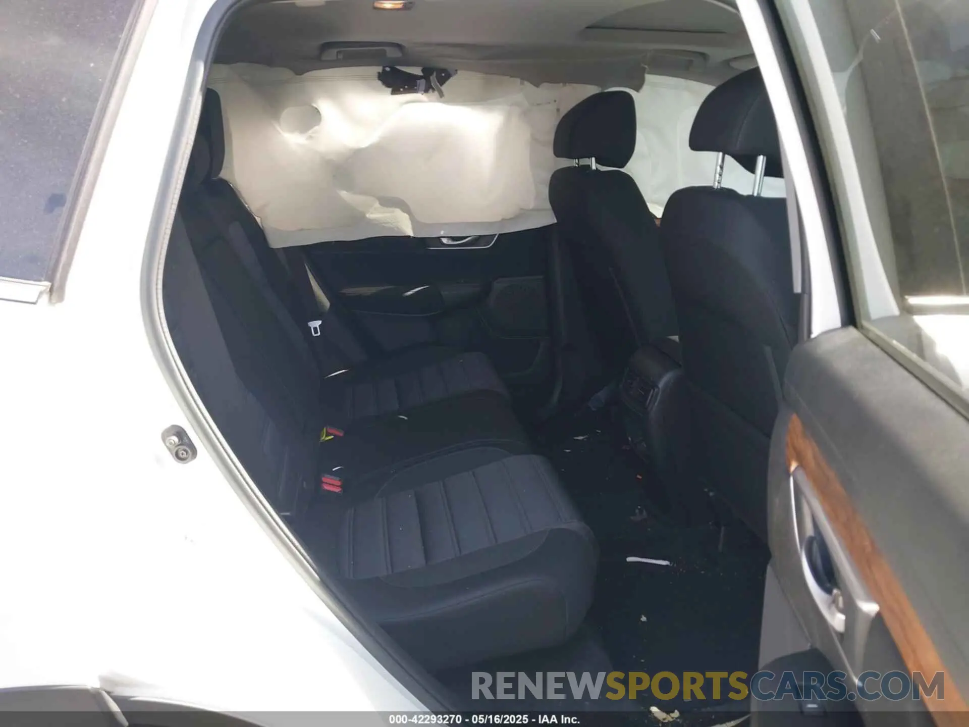 8 Photograph of a damaged car 2HKRW1H5XNH401660 HONDA CR-V 2022