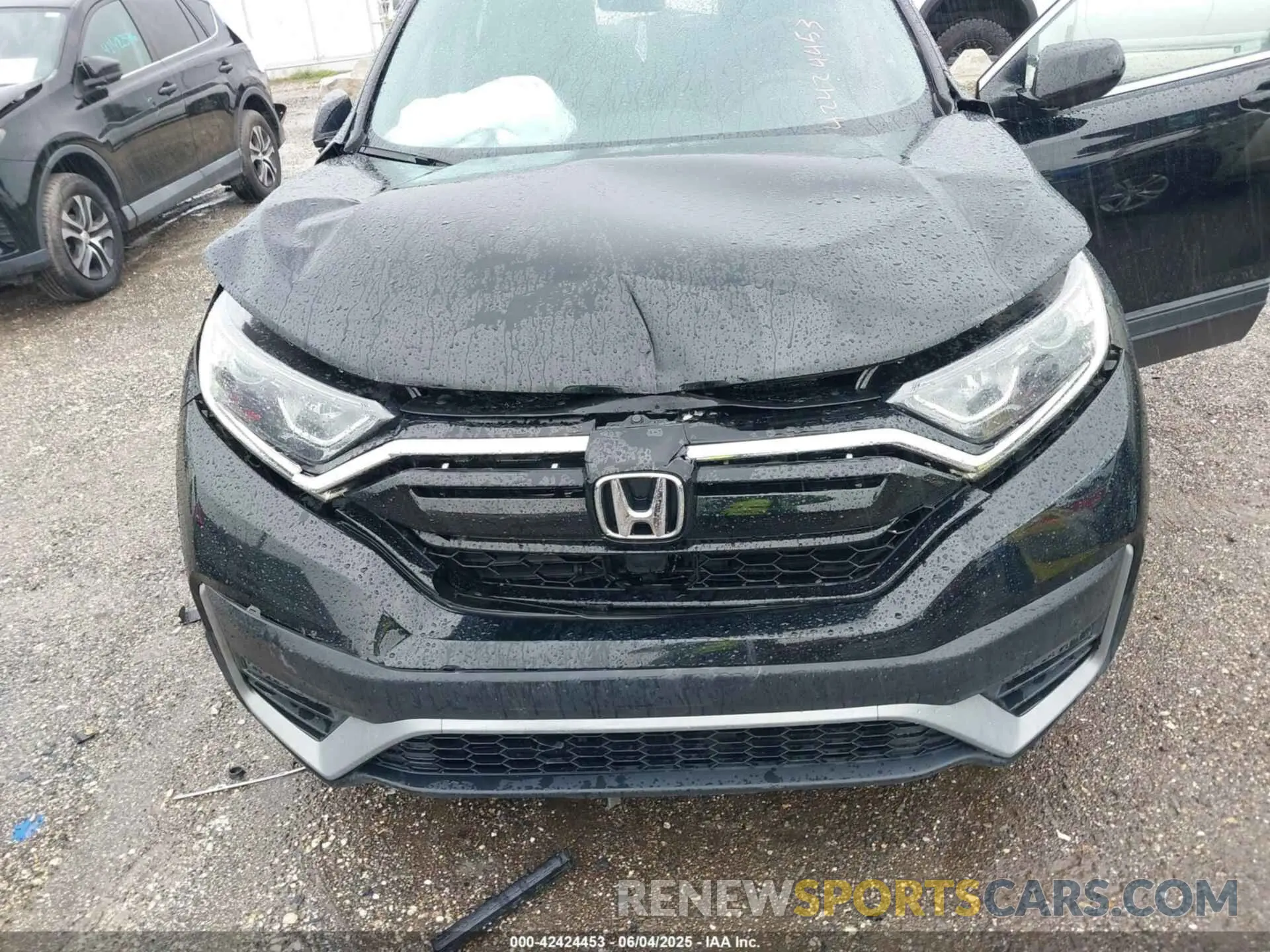 6 Photograph of a damaged car 2HKRW1H79NH402168 HONDA CR-V 2022