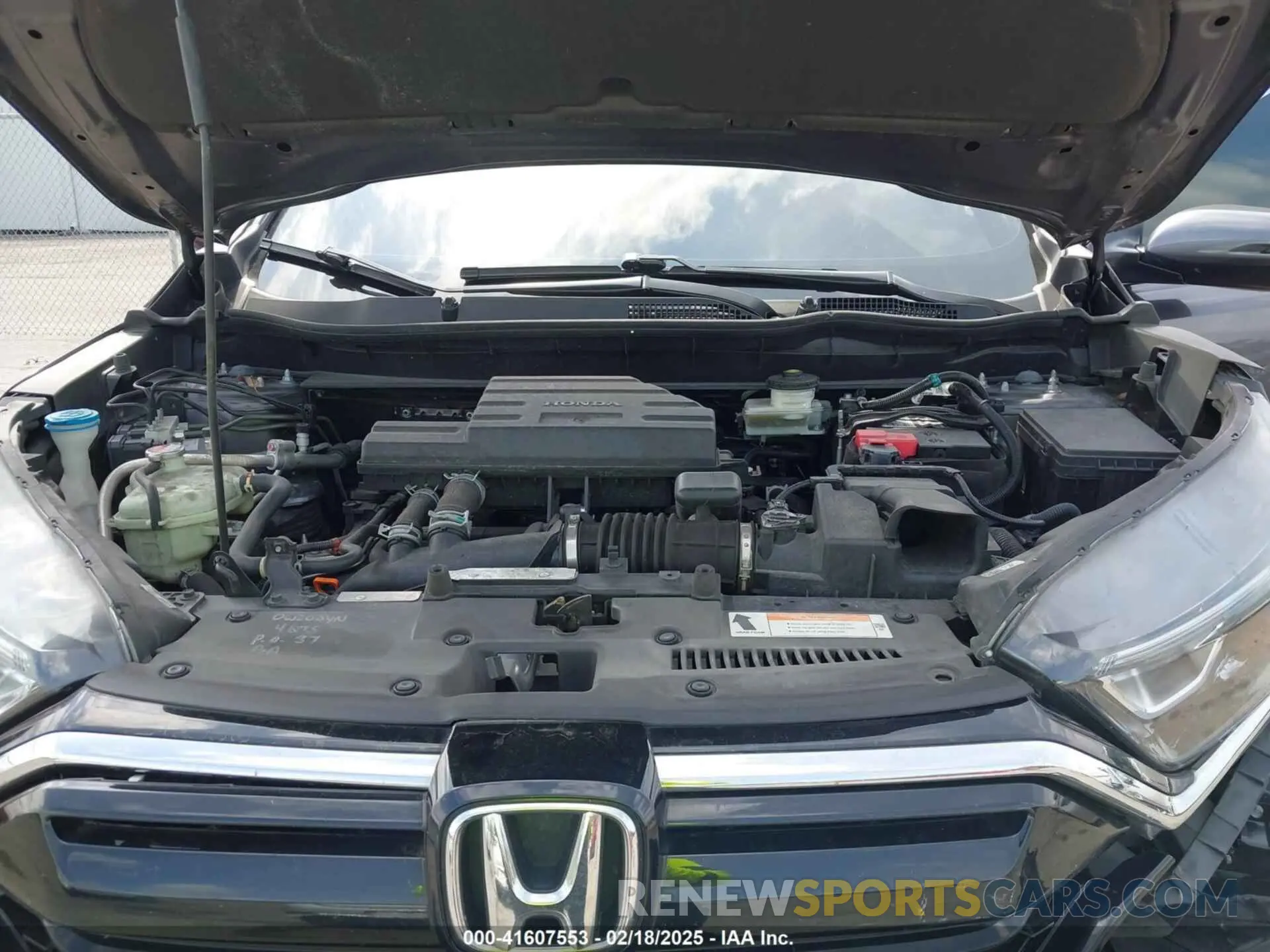 10 Photograph of a damaged car 2HKRW1H84NH406962 HONDA CR-V 2022