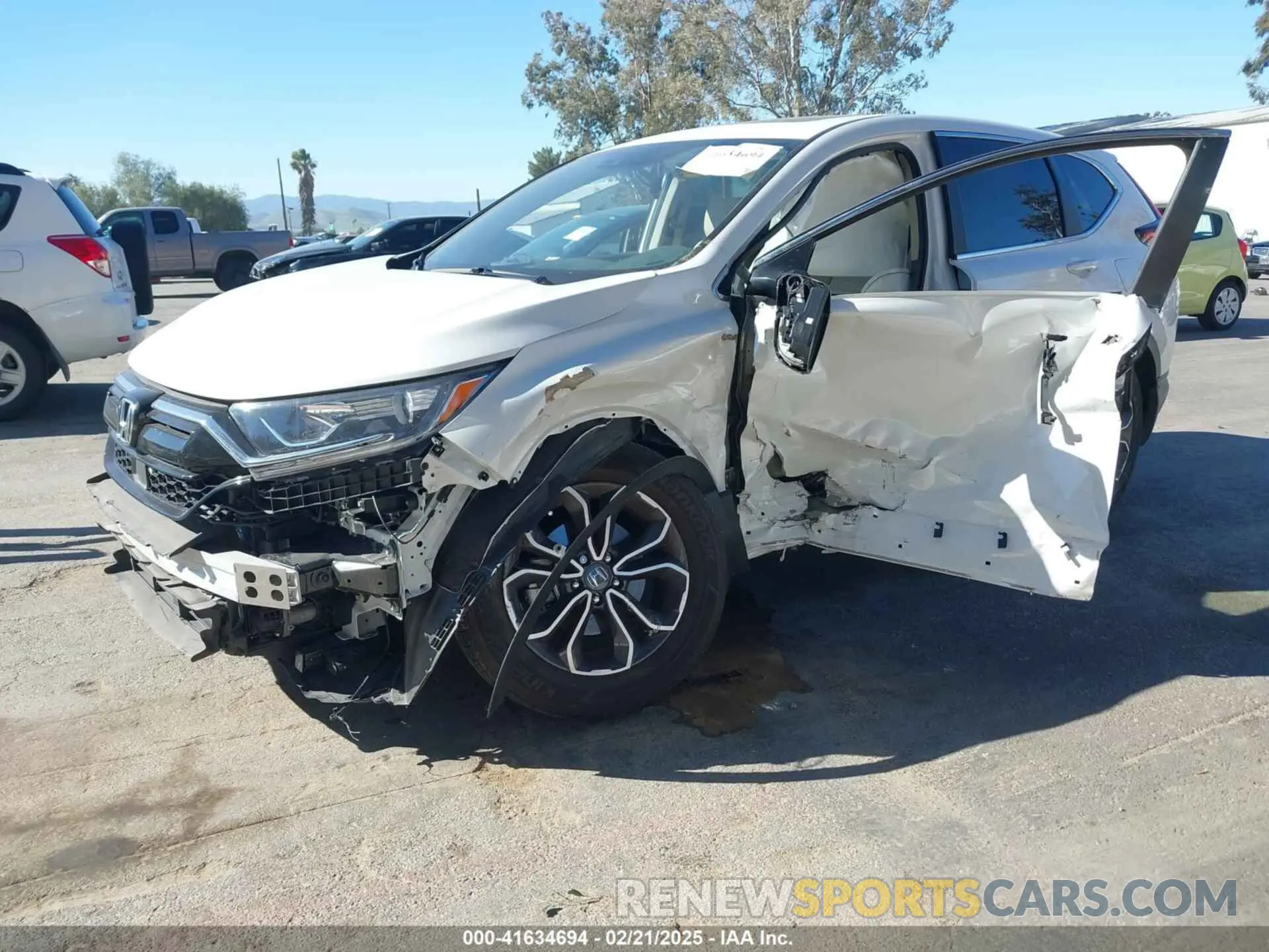 2 Photograph of a damaged car 2HKRW1H86NH400838 HONDA CR-V 2022