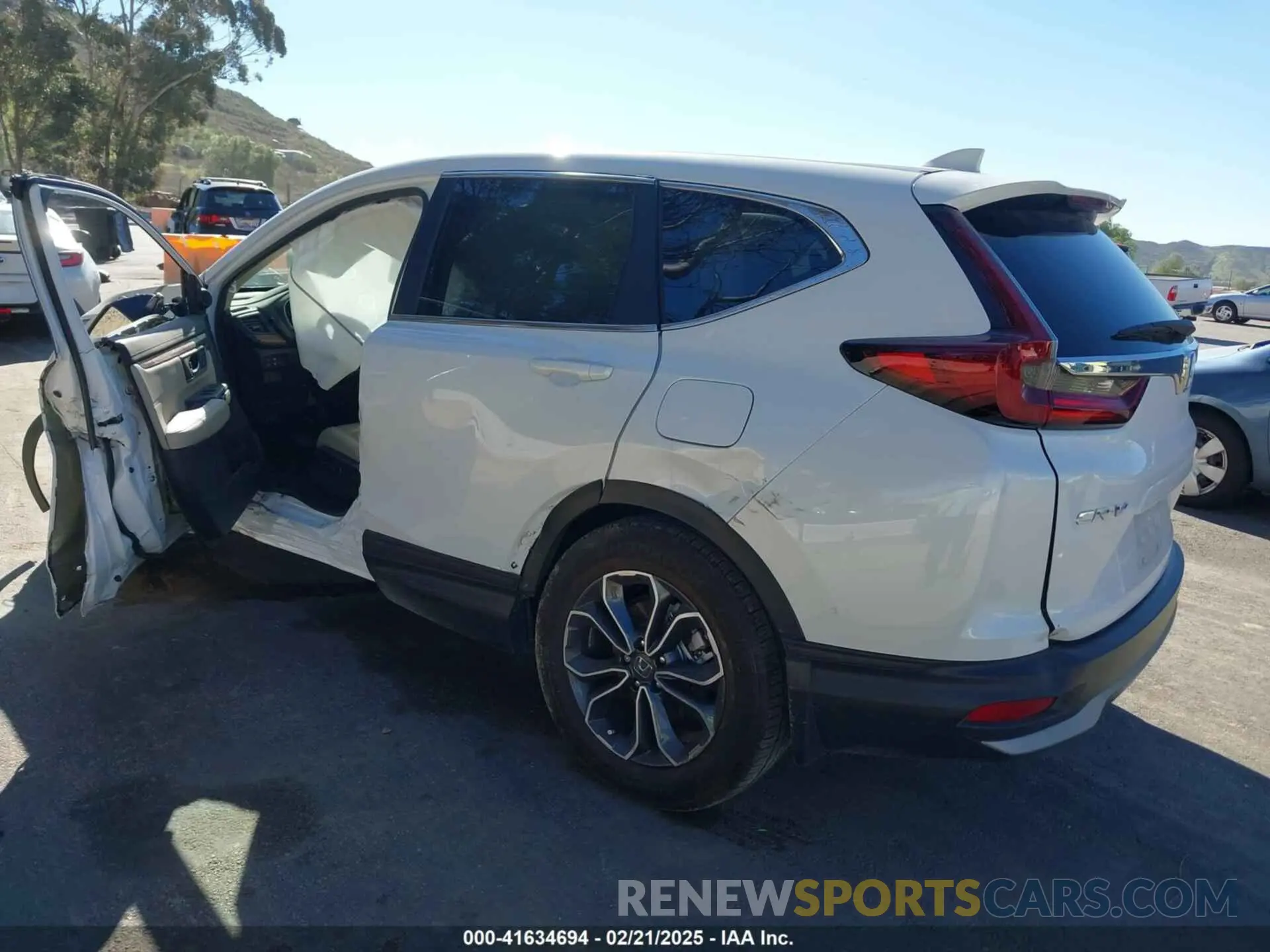 3 Photograph of a damaged car 2HKRW1H86NH400838 HONDA CR-V 2022