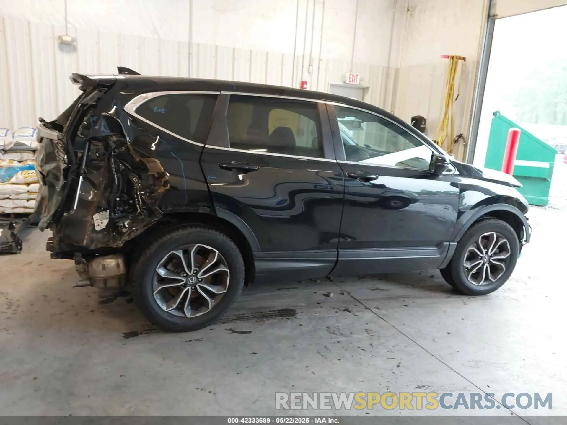 13 Photograph of a damaged car 2HKRW2H51NH624403 HONDA CR-V 2022