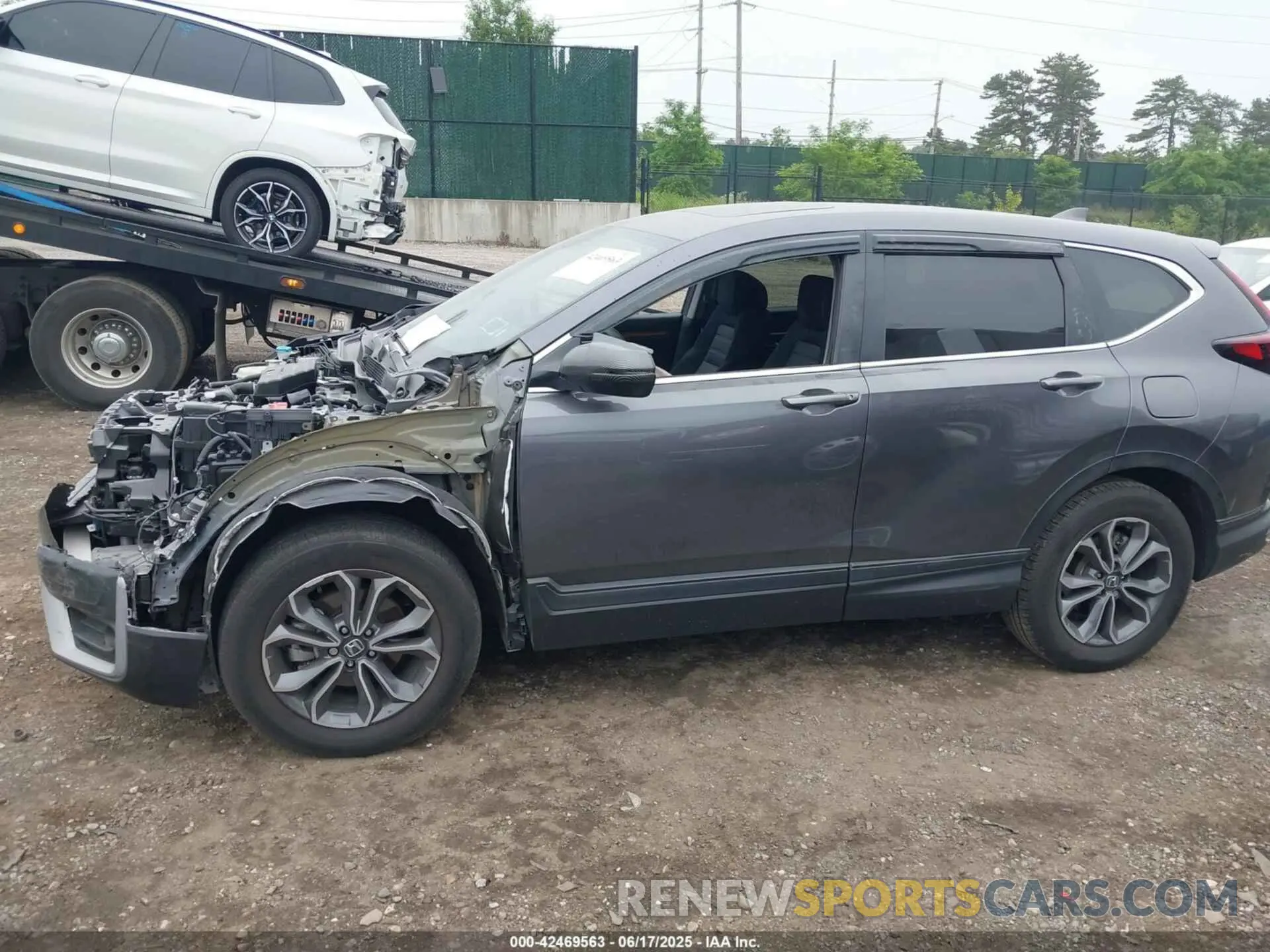 14 Photograph of a damaged car 2HKRW2H55NH621309 HONDA CR-V 2022