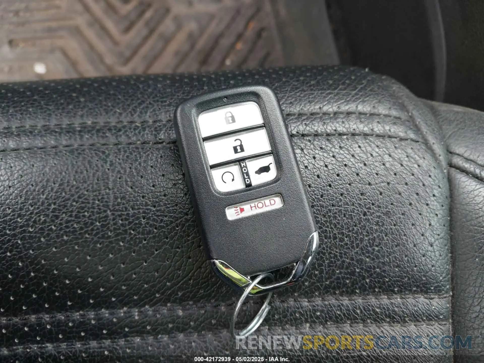 11 Photograph of a damaged car 2HKRW2H56NH635347 HONDA CR-V 2022