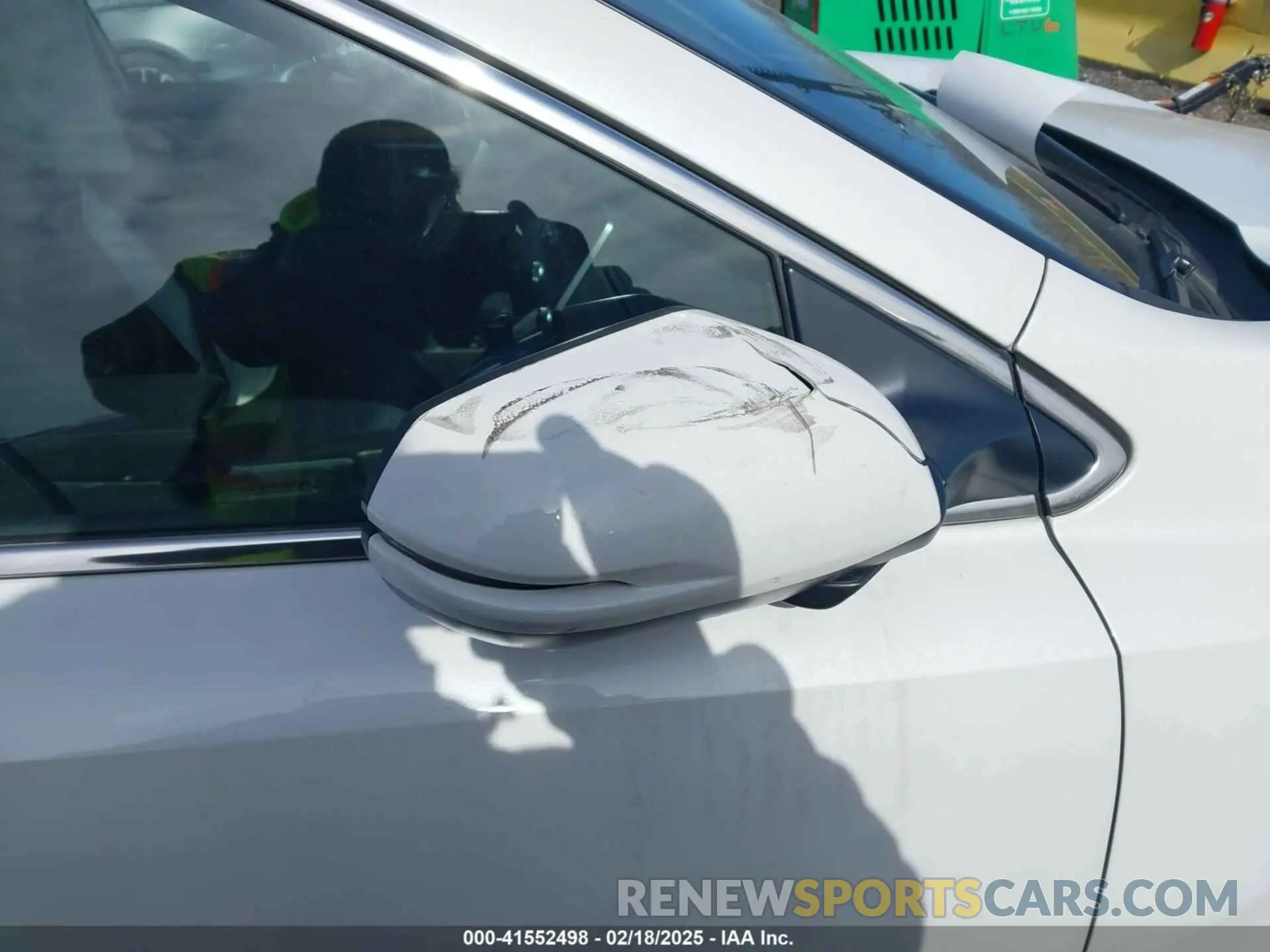 17 Photograph of a damaged car 2HKRW2H56NH661026 HONDA CR-V 2022