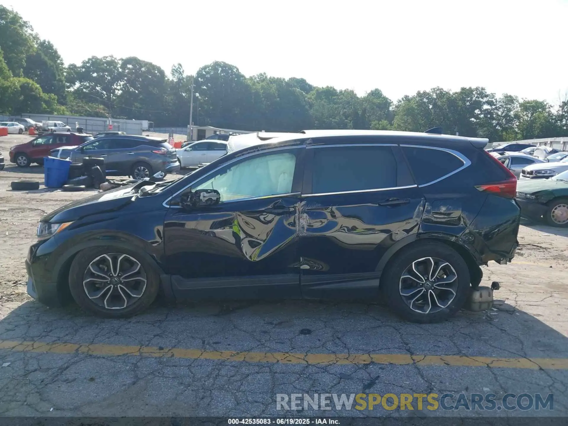 14 Photograph of a damaged car 2HKRW2H58NH611213 HONDA CR-V 2022