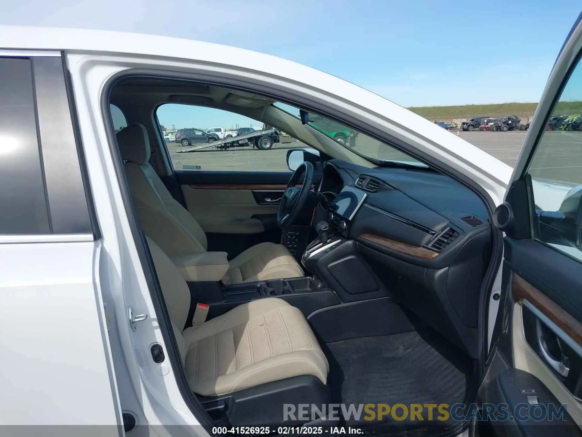 5 Photograph of a damaged car 2HKRW2H58NH613883 HONDA CR-V 2022