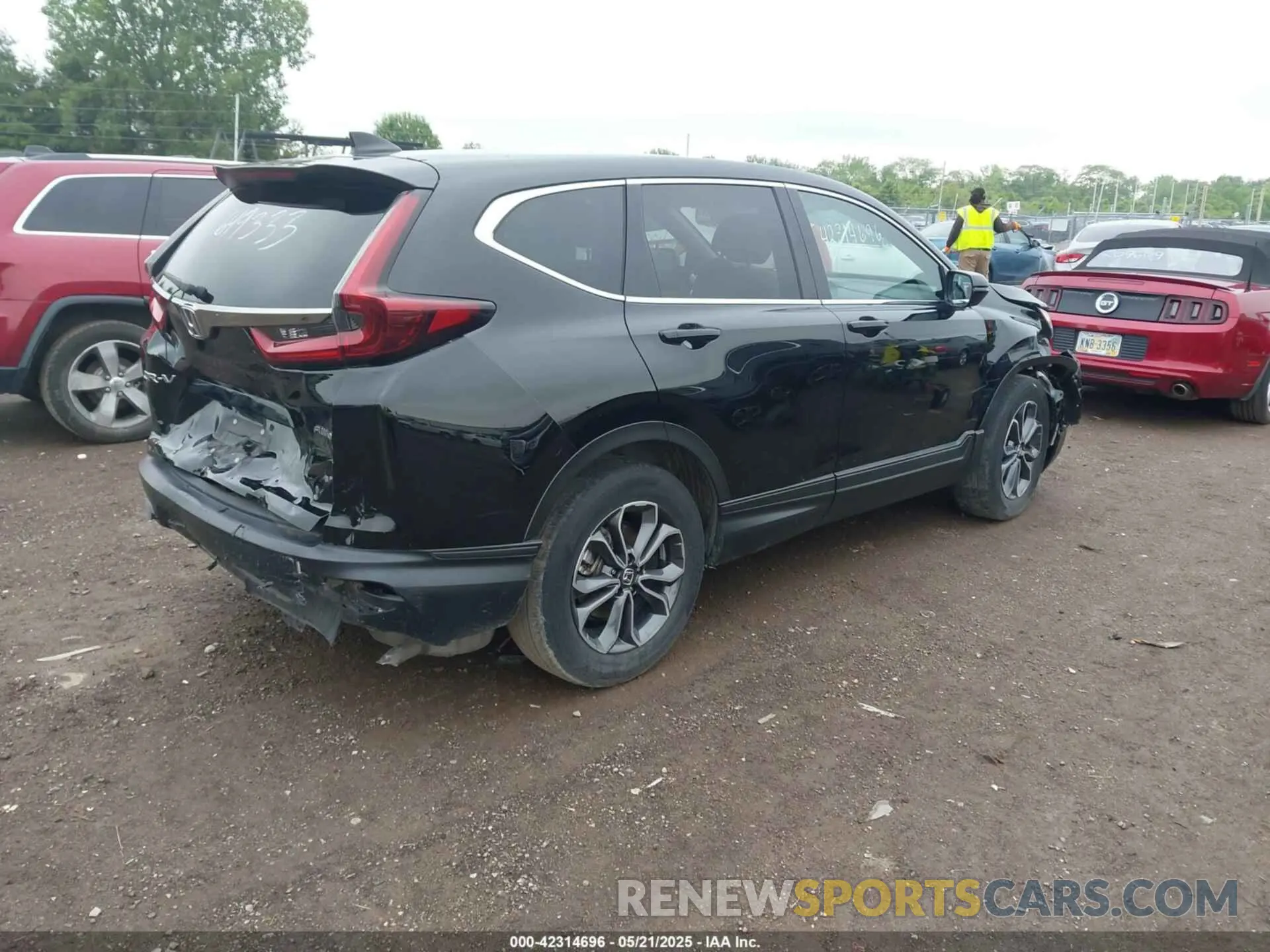 4 Photograph of a damaged car 2HKRW2H5XNH649333 HONDA CR-V 2022