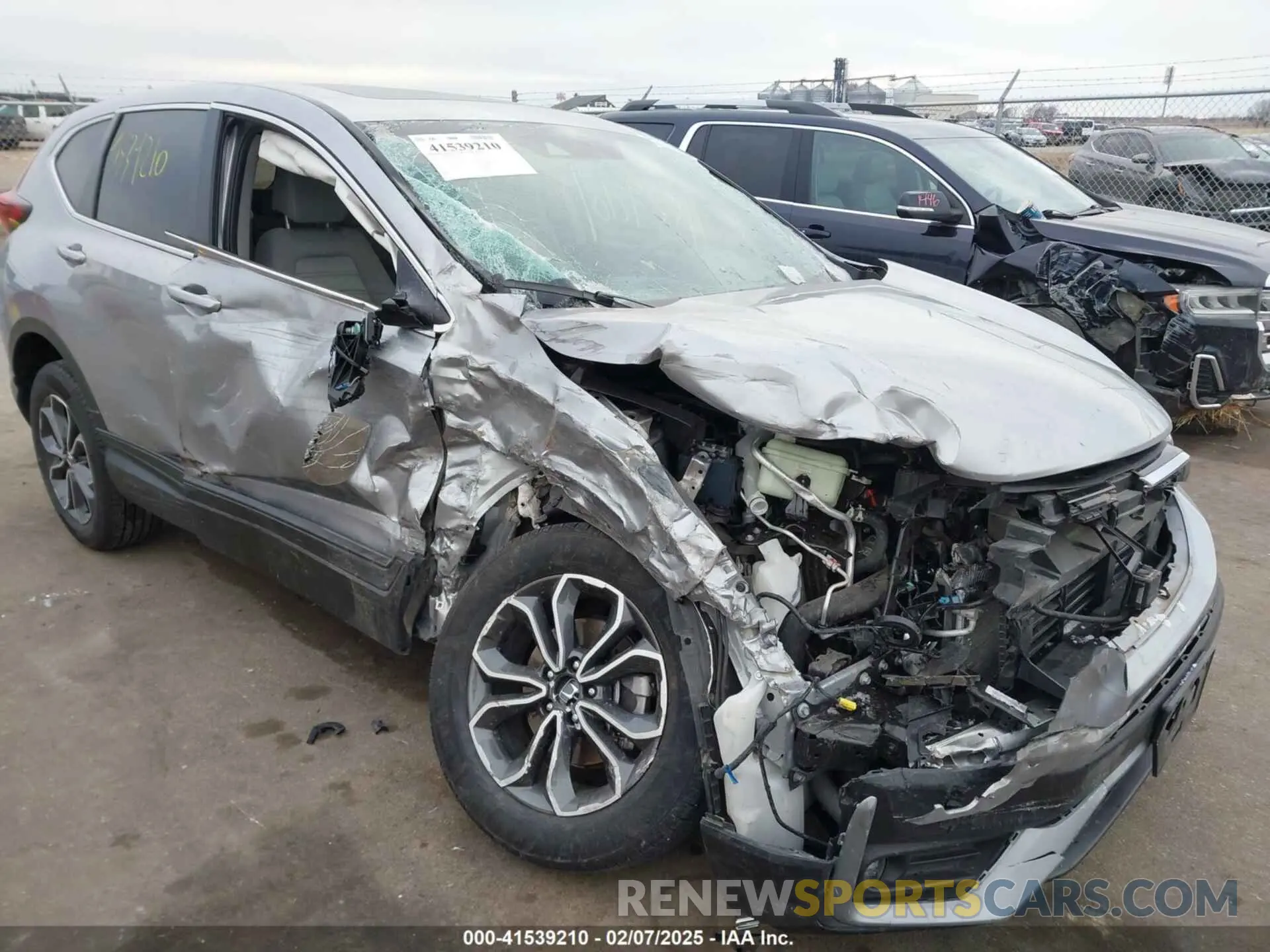 6 Photograph of a damaged car 2HKRW2H5XNH659408 HONDA CR-V 2022