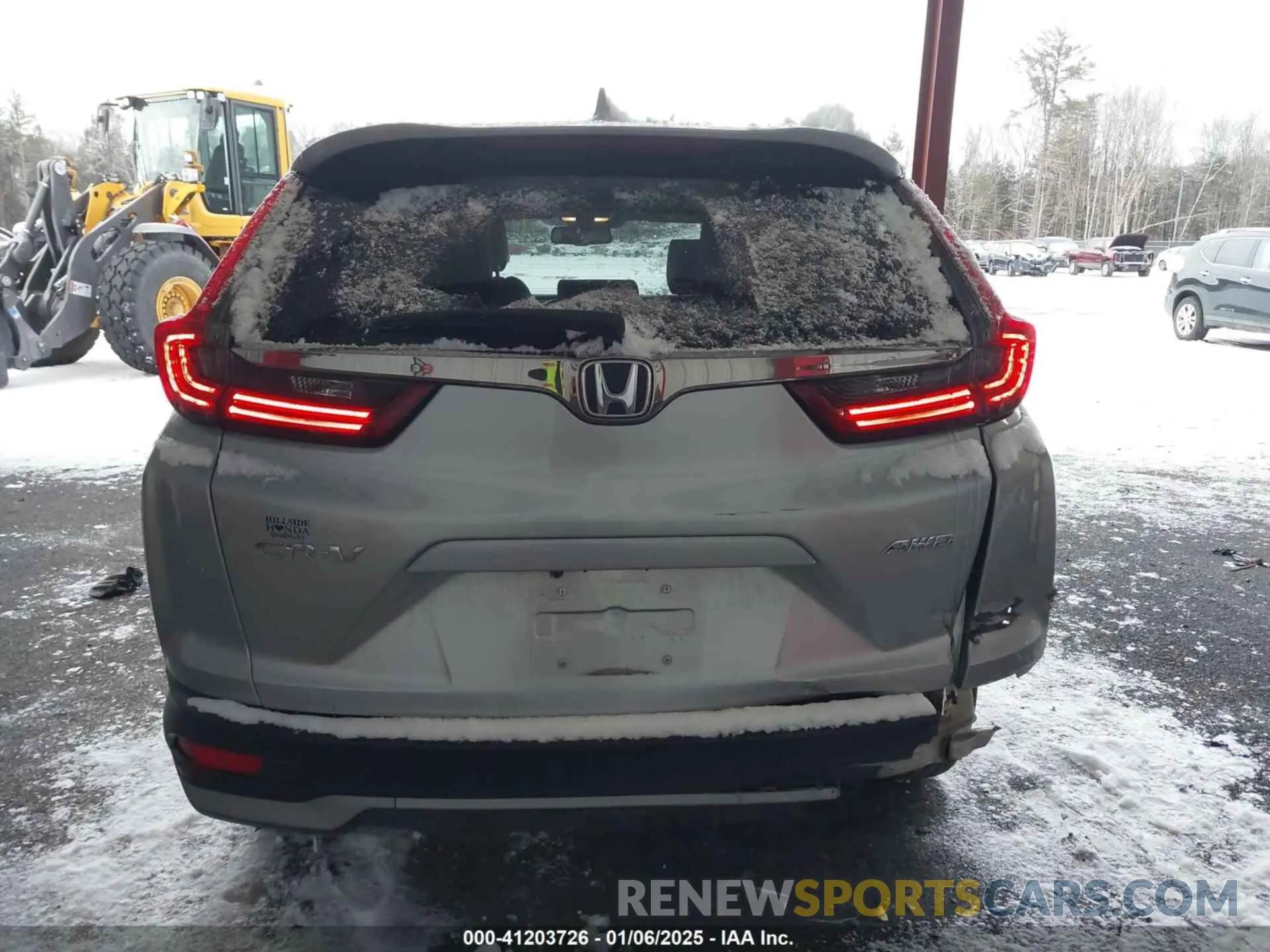 17 Photograph of a damaged car 2HKRW2H80NH616173 HONDA CR-V 2022
