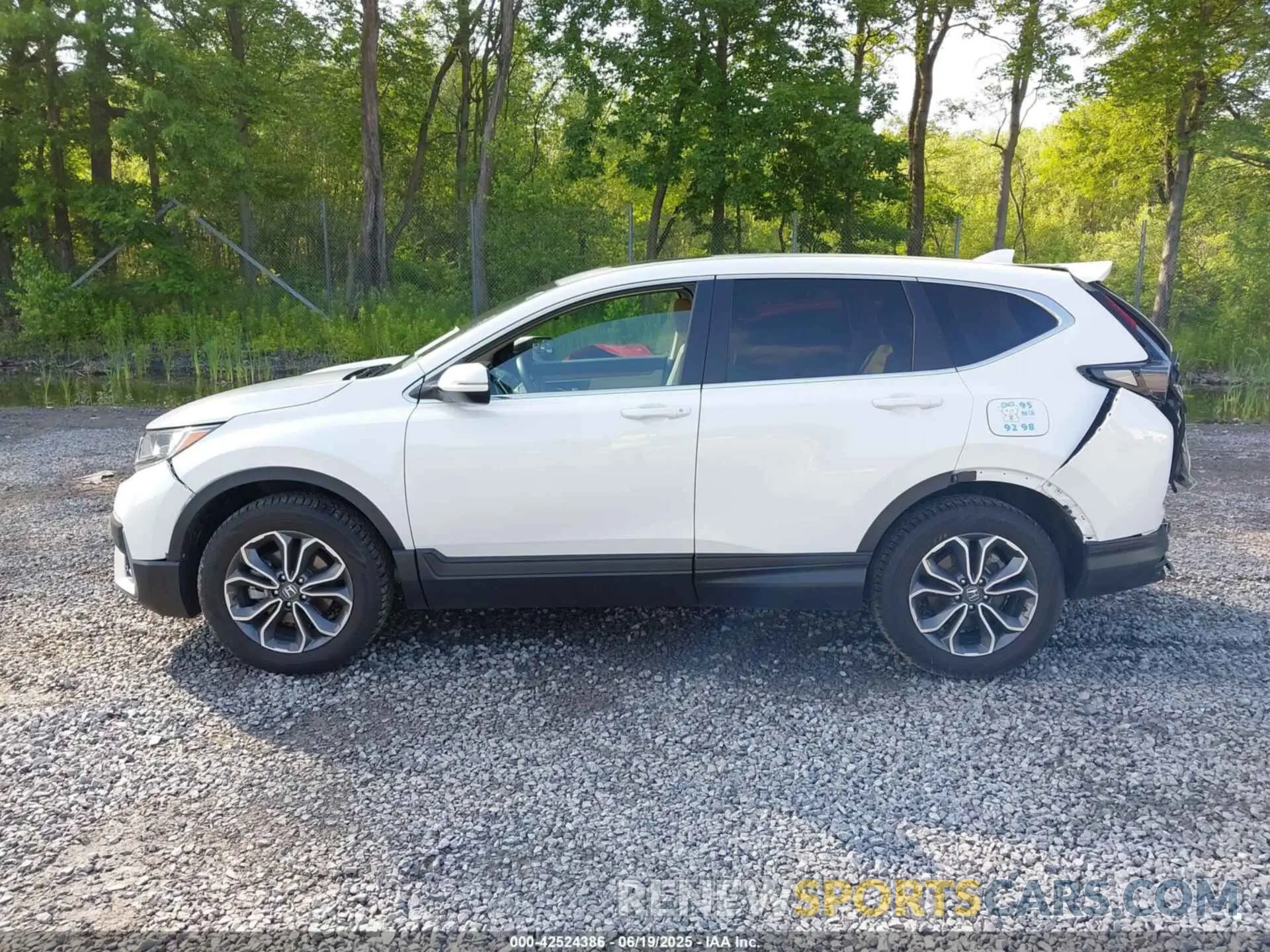 14 Photograph of a damaged car 2HKRW2H83NH604485 HONDA CR-V 2022