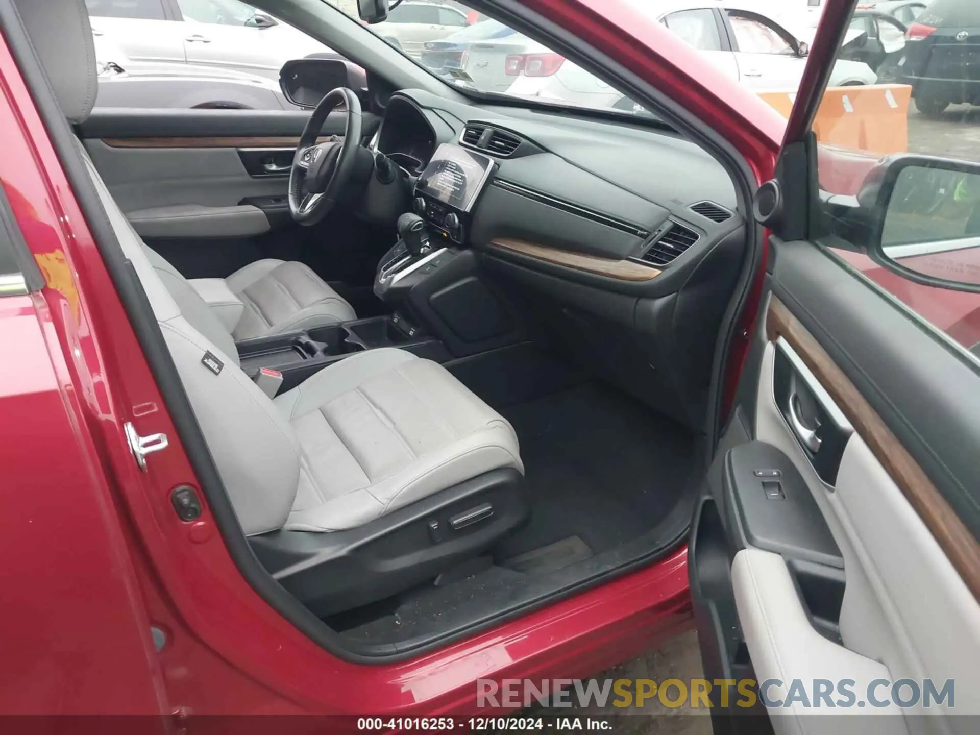 5 Photograph of a damaged car 2HKRW2H83NH648762 HONDA CR-V 2022