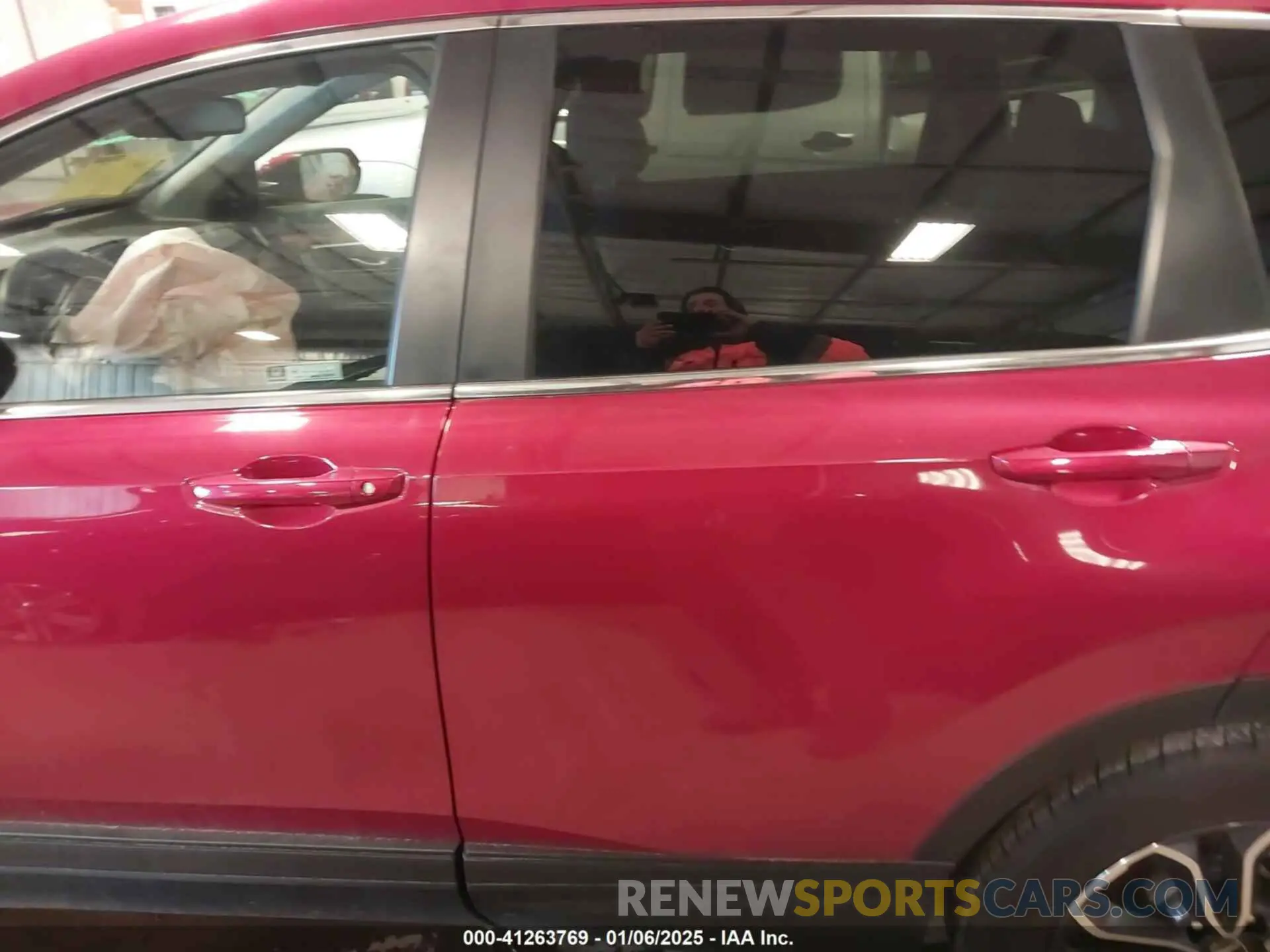 14 Photograph of a damaged car 2HKRW2H83NH655159 HONDA CR-V 2022