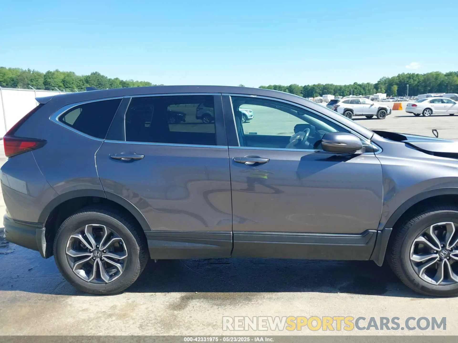 14 Photograph of a damaged car 2HKRW2H87NH624500 HONDA CR-V 2022