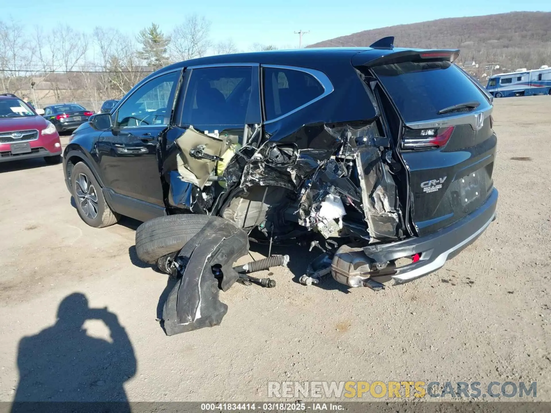 6 Photograph of a damaged car 2HKRW2H88NH605695 HONDA CR-V 2022
