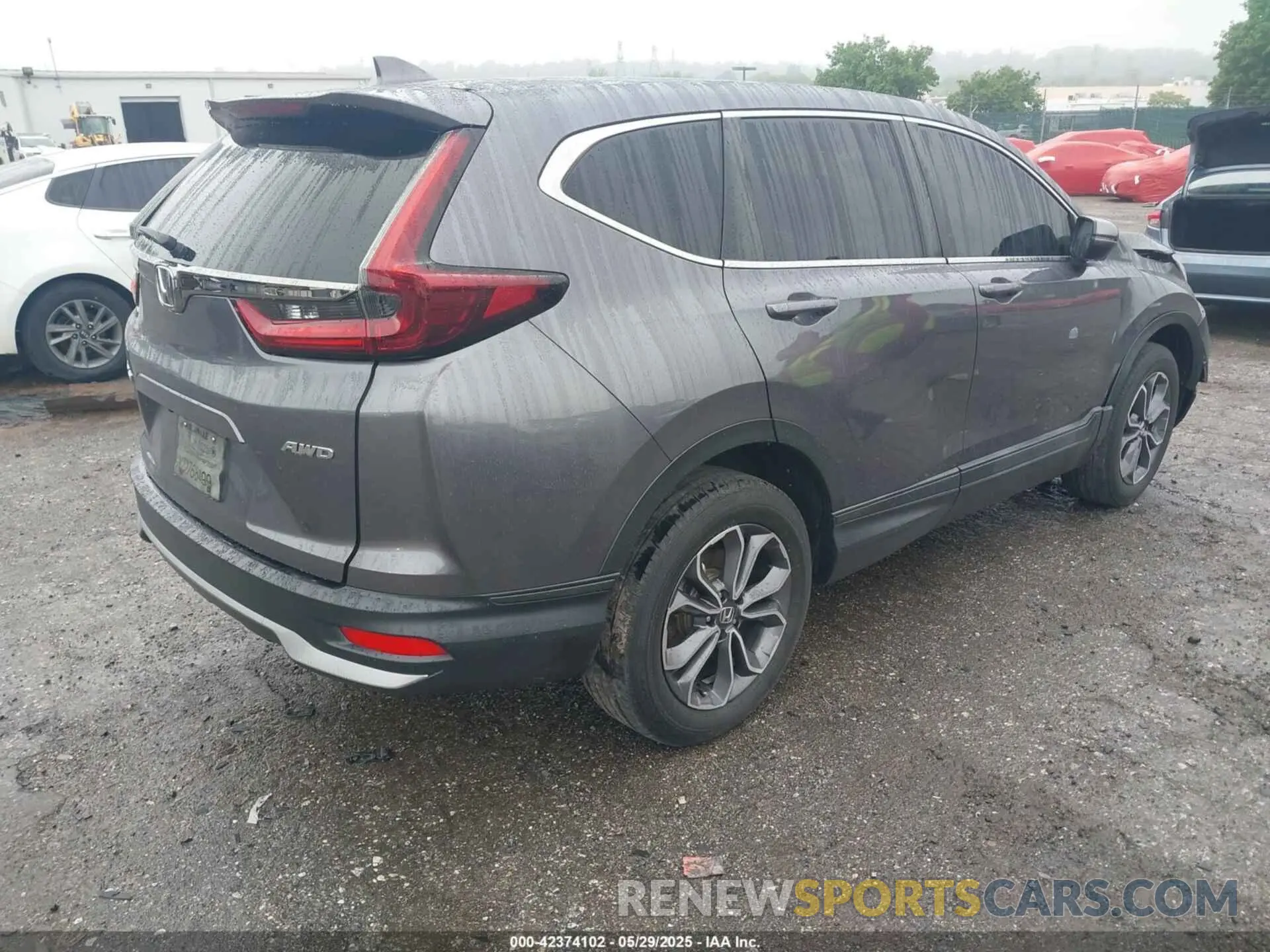 4 Photograph of a damaged car 2HKRW2H88NH629415 HONDA CR-V 2022