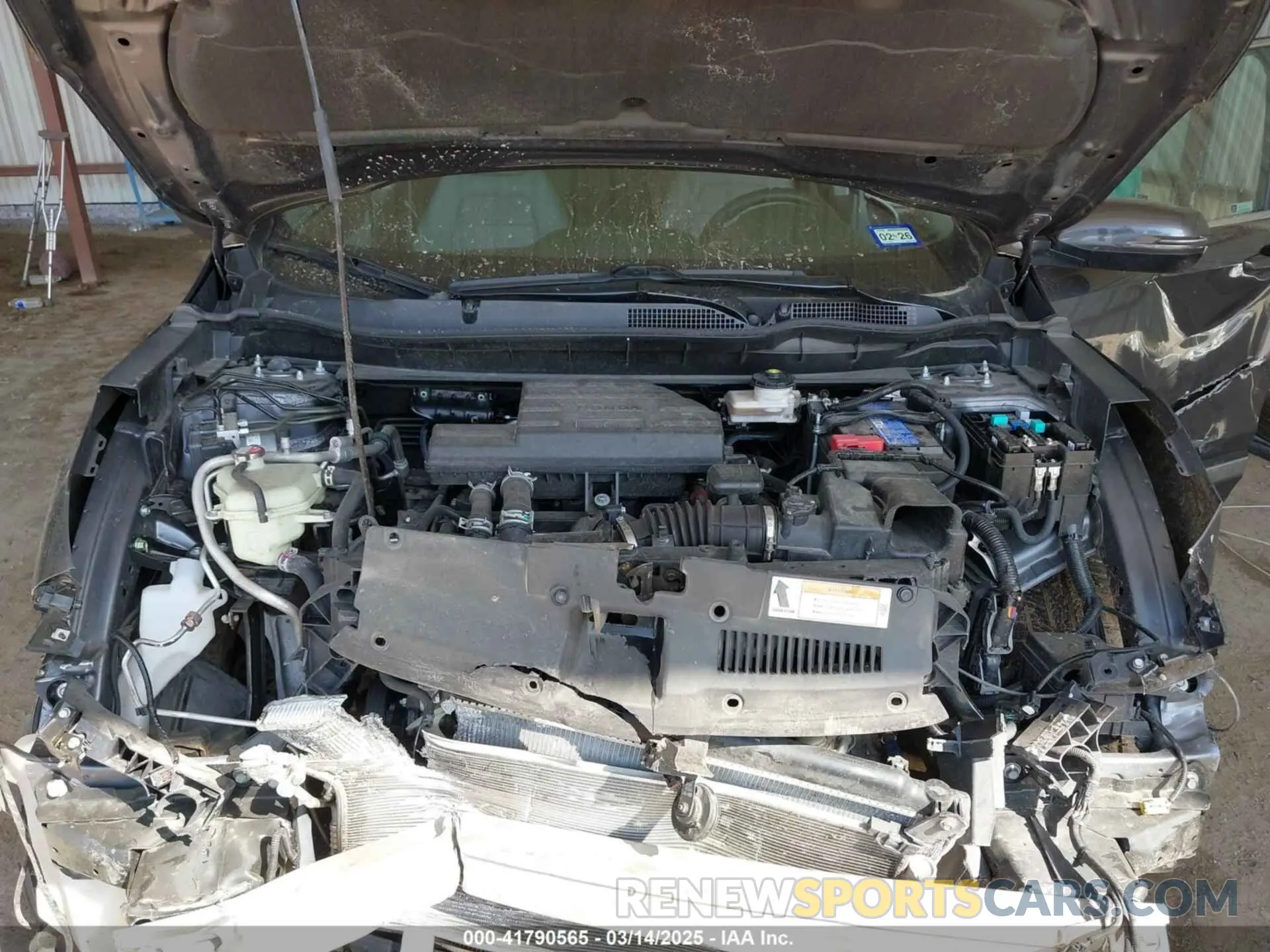 10 Photograph of a damaged car 2HKRW2H95NH647587 HONDA CR-V 2022