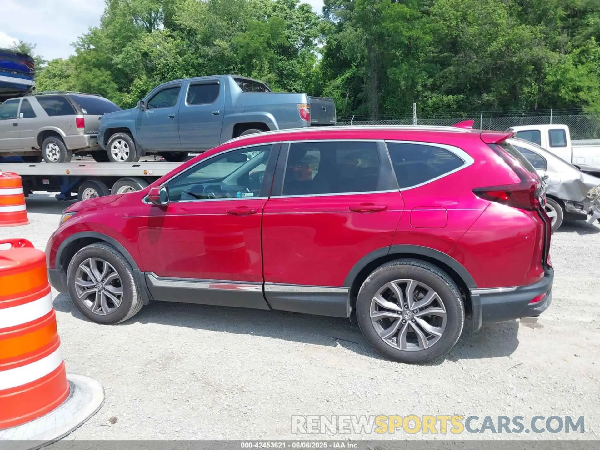 14 Photograph of a damaged car 2HKRW2H9XNH643163 HONDA CR-V 2022