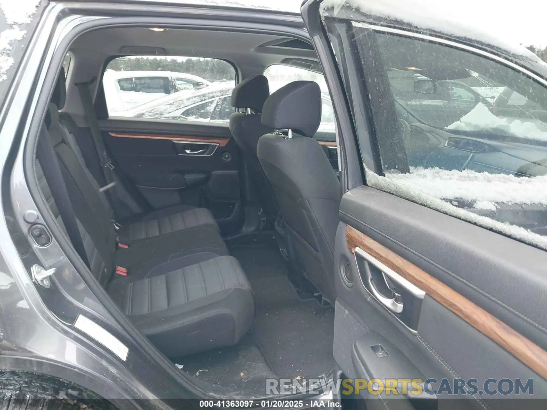 8 Photograph of a damaged car 5J6RT6H56NL032081 HONDA CR-V 2022