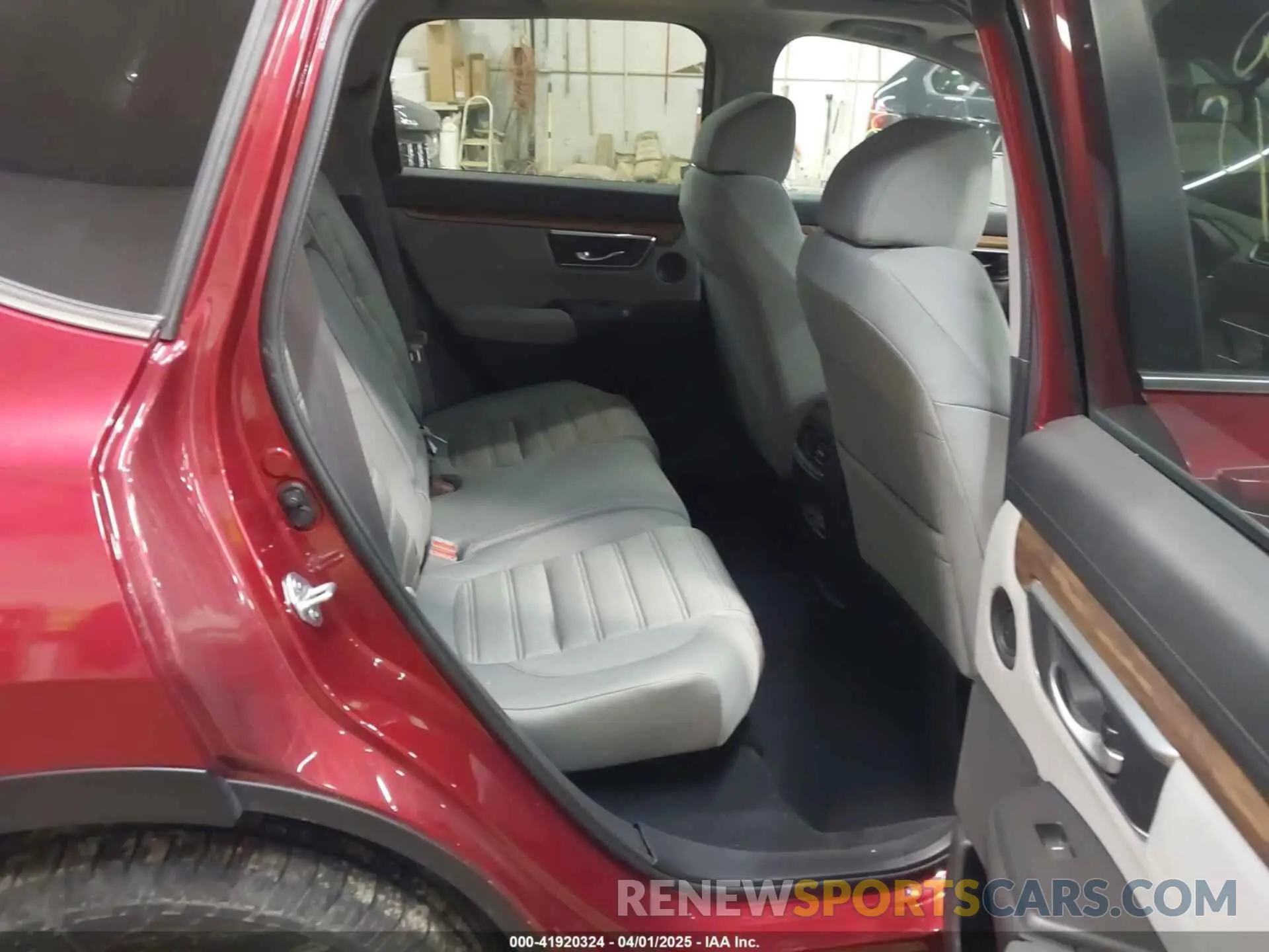 8 Photograph of a damaged car 5J6RT6H59NL042572 HONDA CR-V 2022
