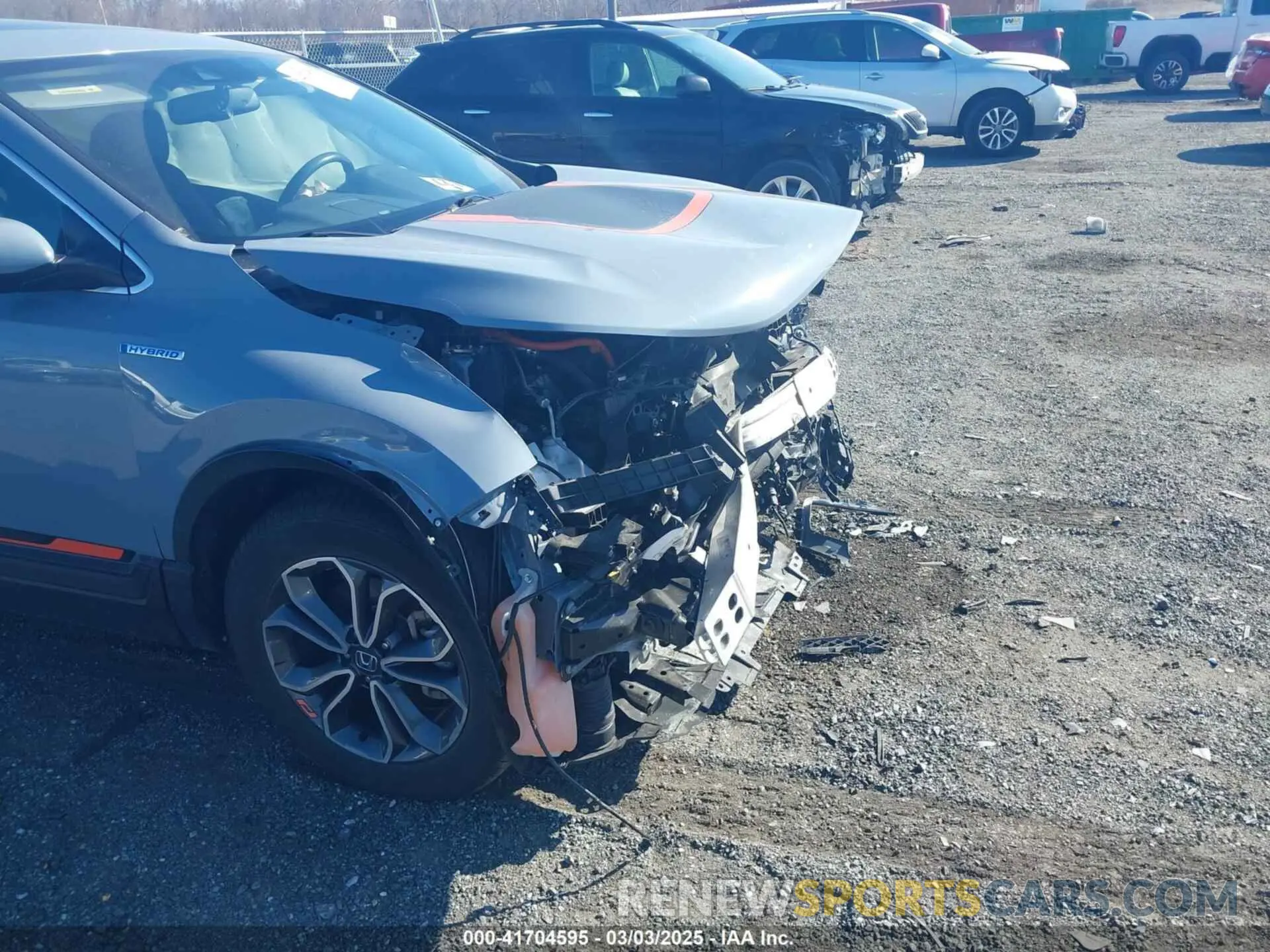 19 Photograph of a damaged car 5J6RT6H82NL042665 HONDA CR-V 2022