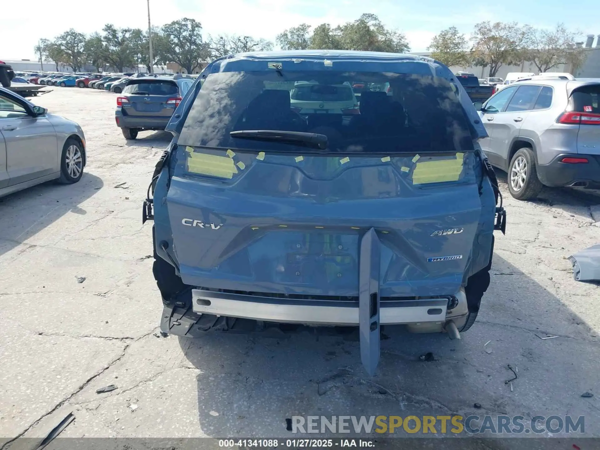 17 Photograph of a damaged car 5J6RT6H8XNL042669 HONDA CR-V 2022