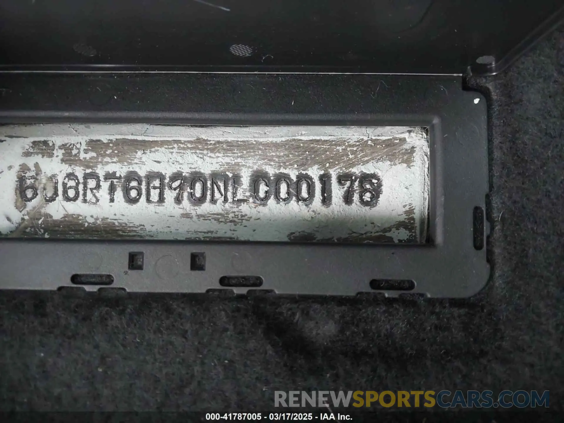 20 Photograph of a damaged car 5J6RT6H90NL000178 HONDA CR-V 2022