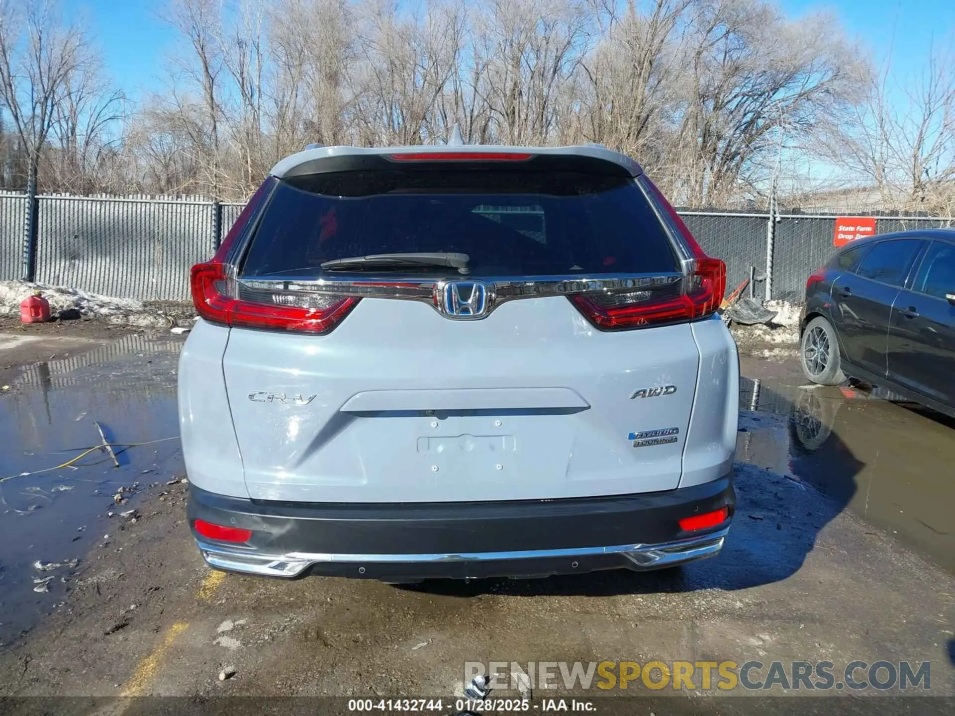 17 Photograph of a damaged car 5J6RT6H92NL045400 HONDA CR-V 2022